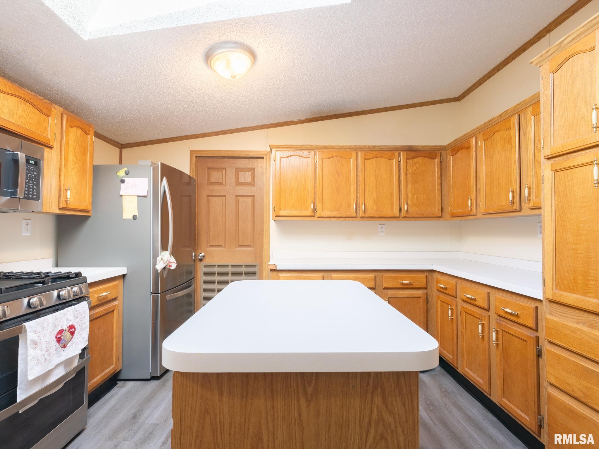 5001 Tunbridge Hill Road