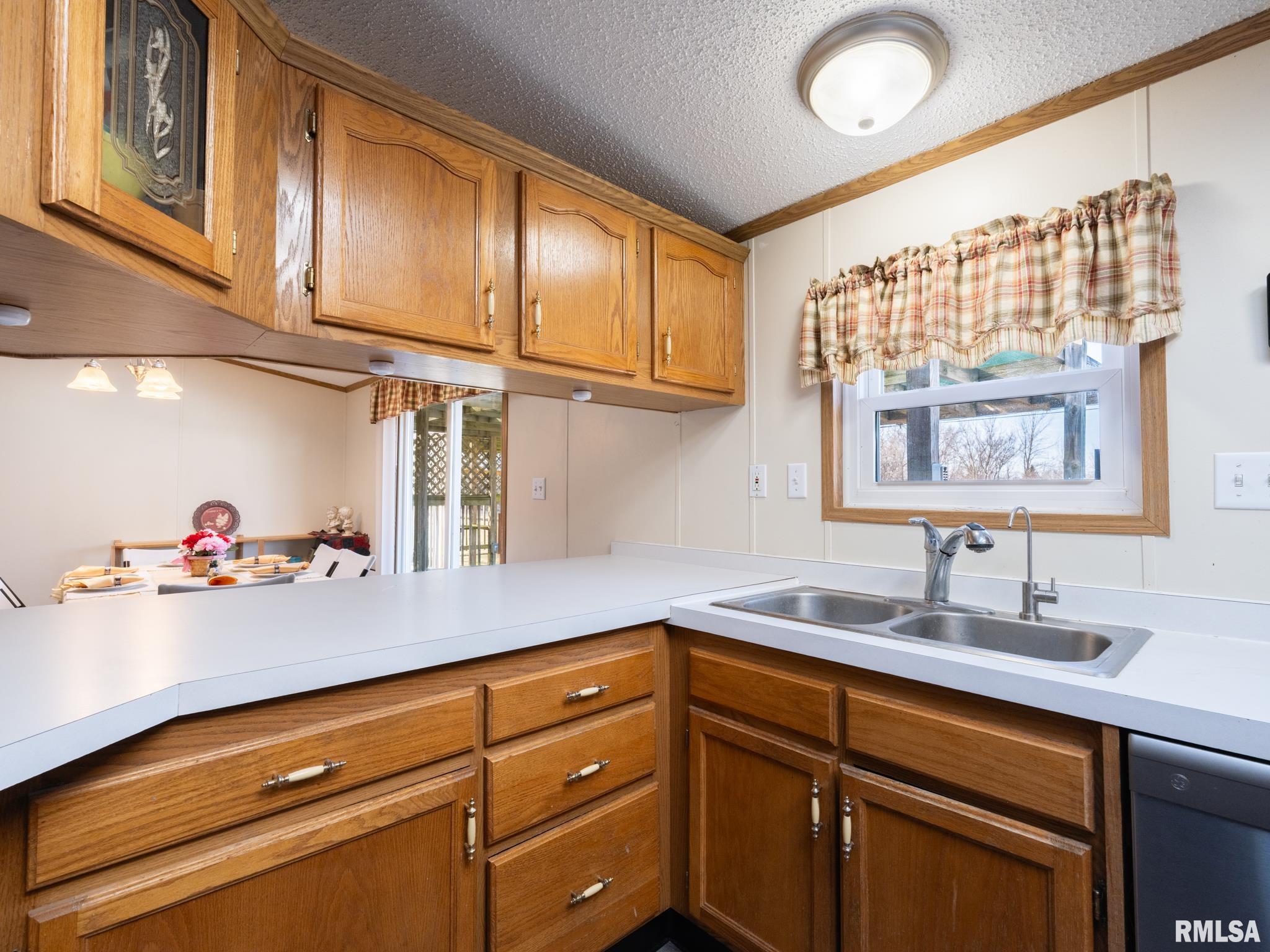 5001 Tunbridge Hill Road