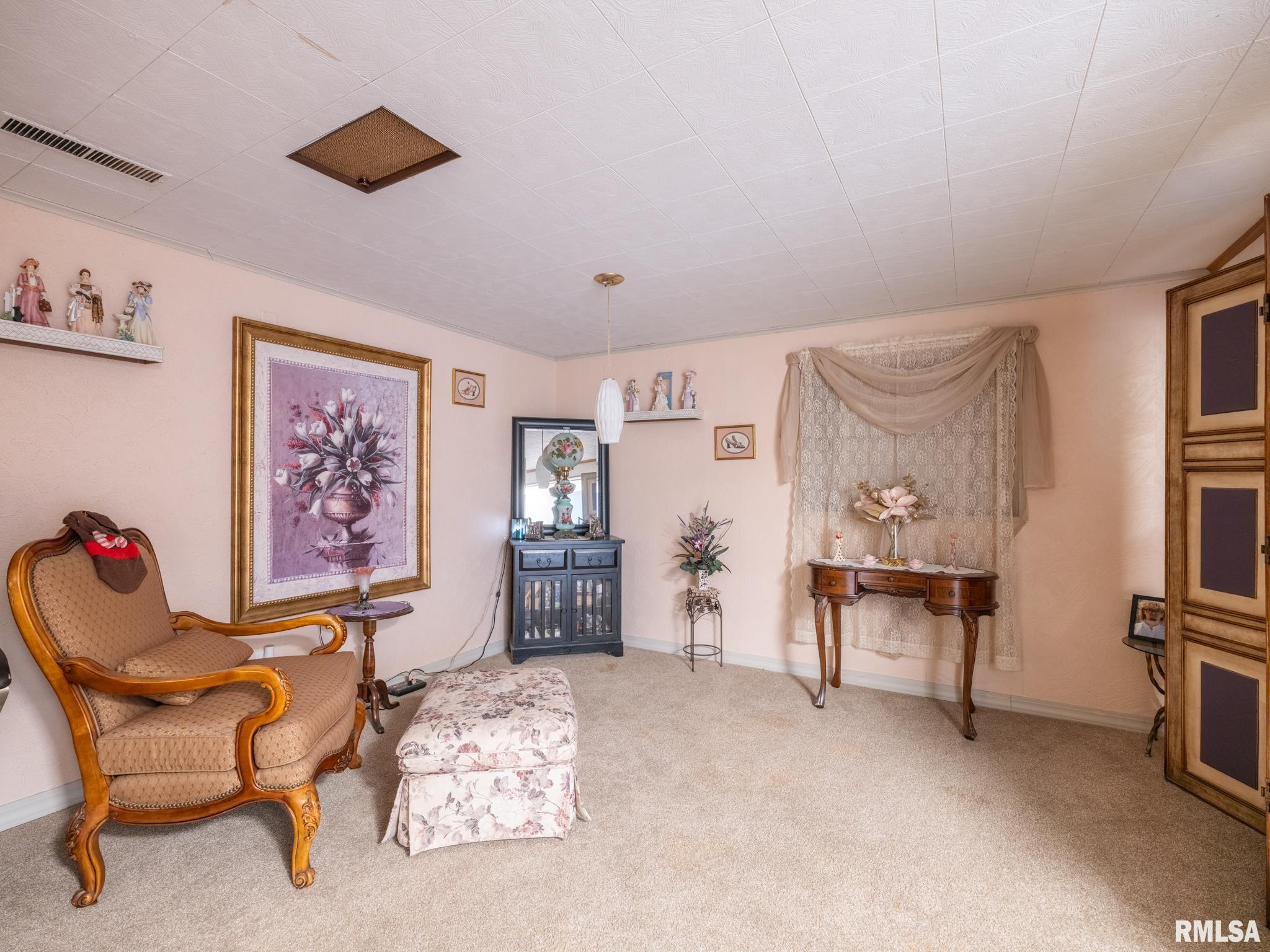 1703 HIGHWOOD Avenue