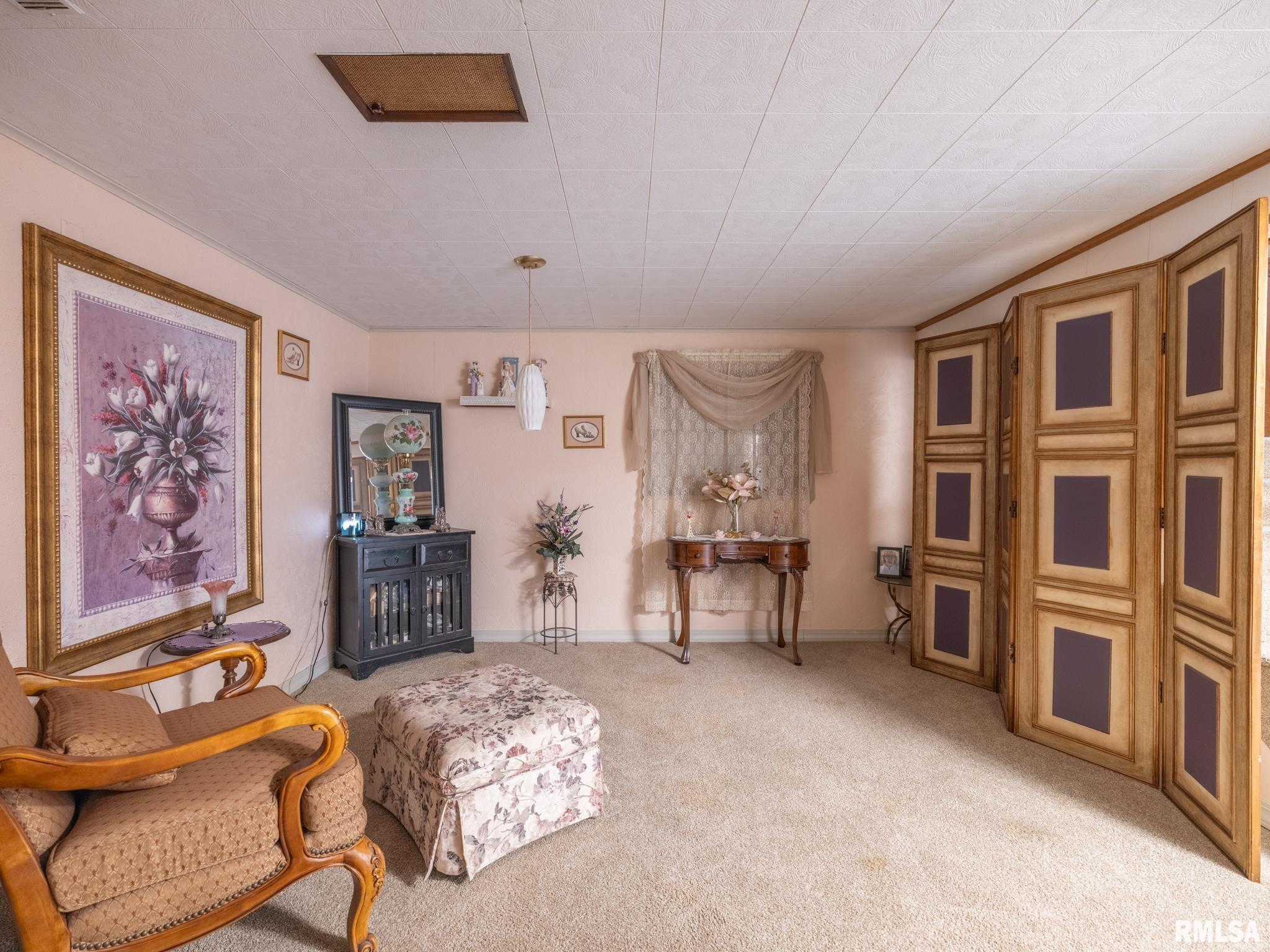 1703 HIGHWOOD Avenue