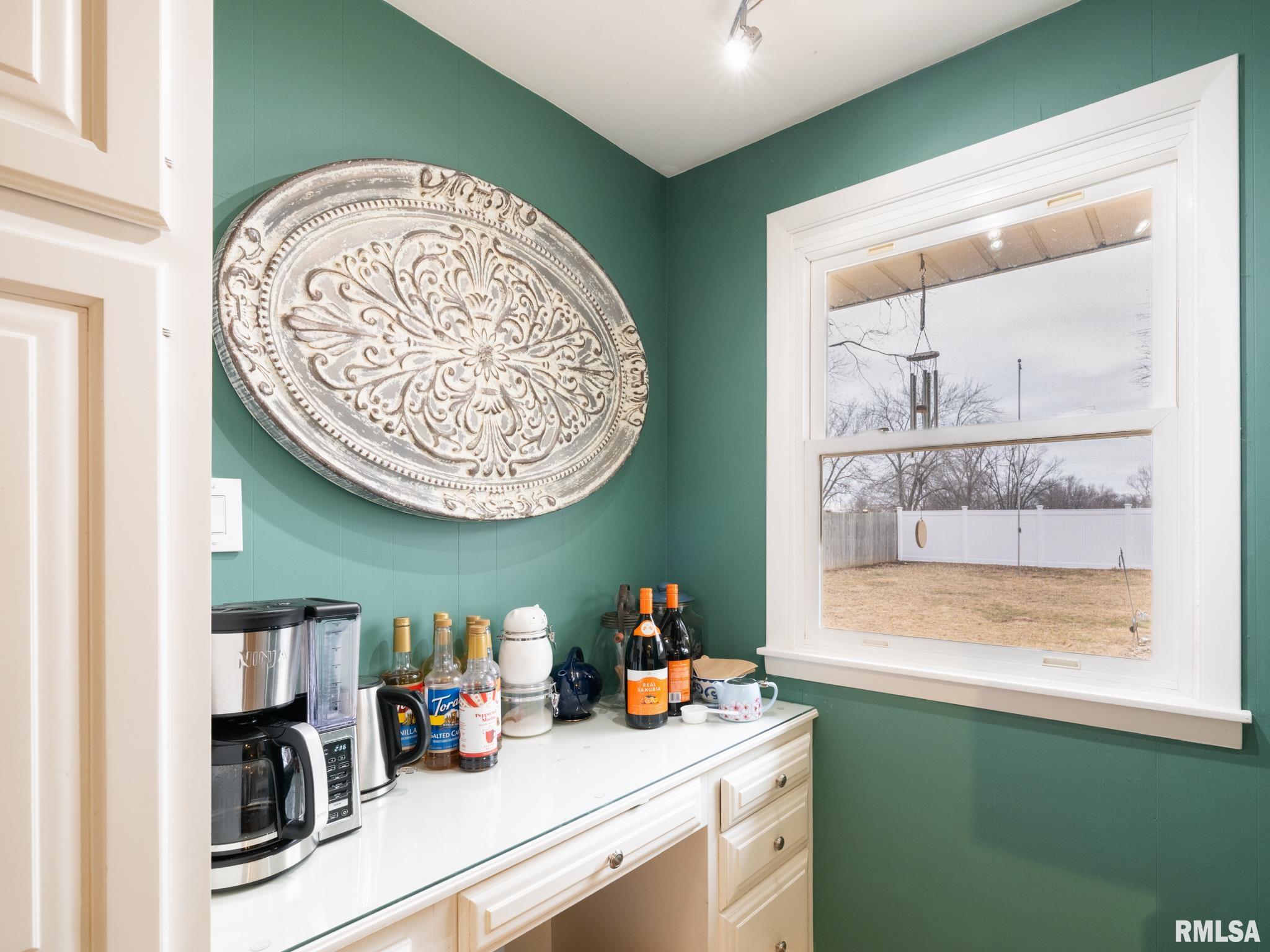 1703 HIGHWOOD Avenue