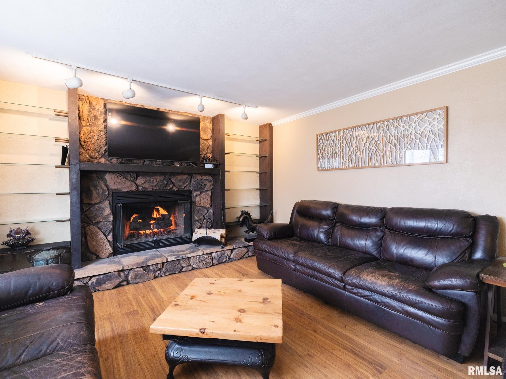 1703 HIGHWOOD Avenue