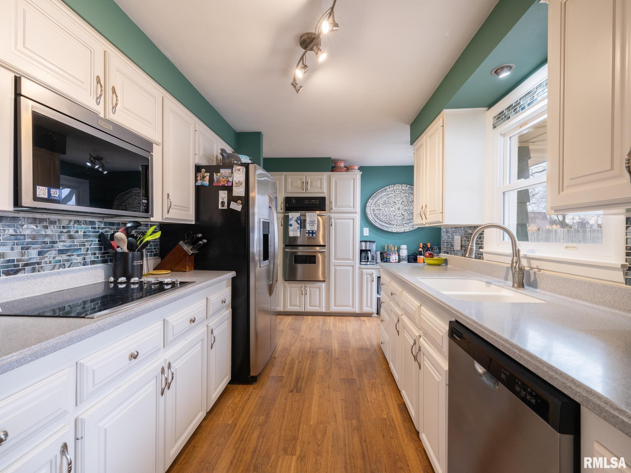 1703 HIGHWOOD Avenue