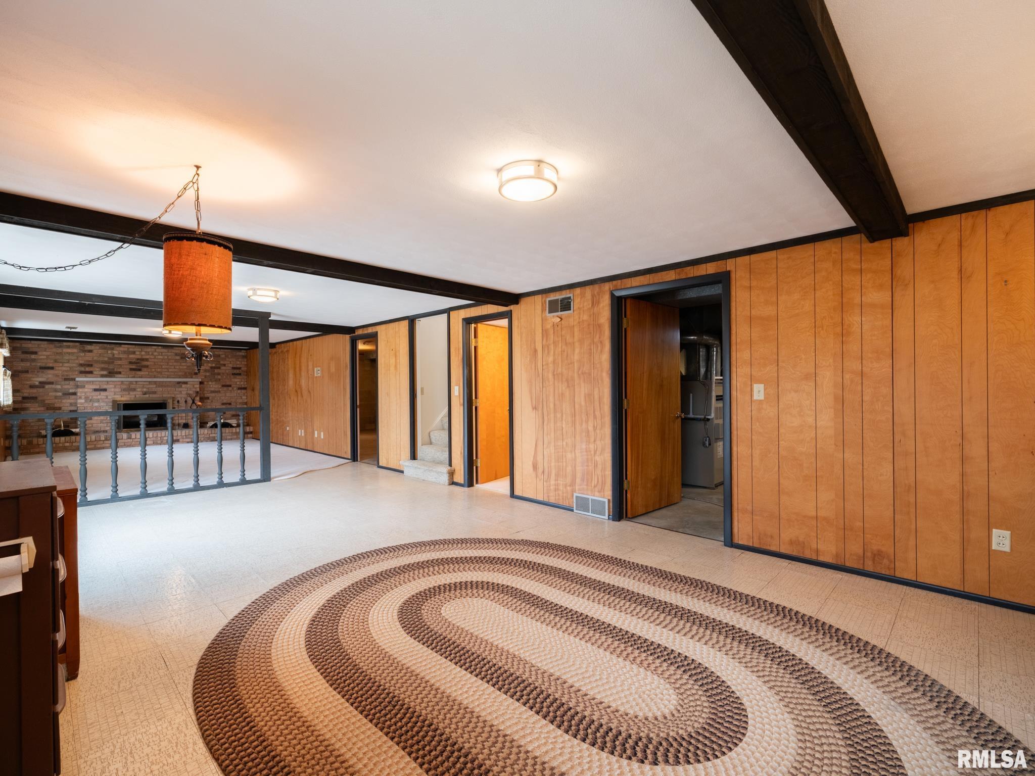 1903 Saint Clair Drive