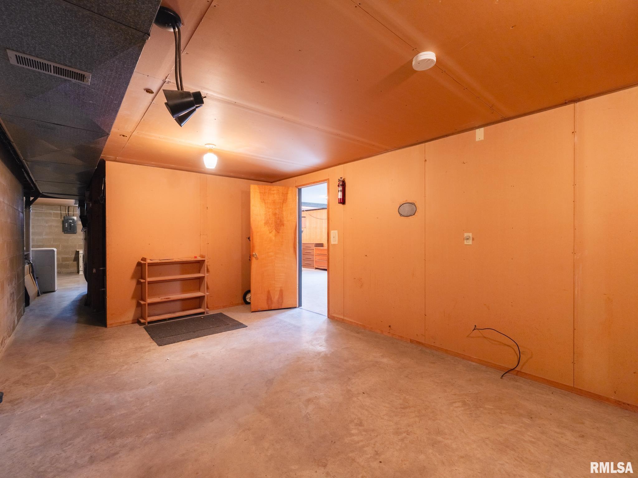 1903 Saint Clair Drive