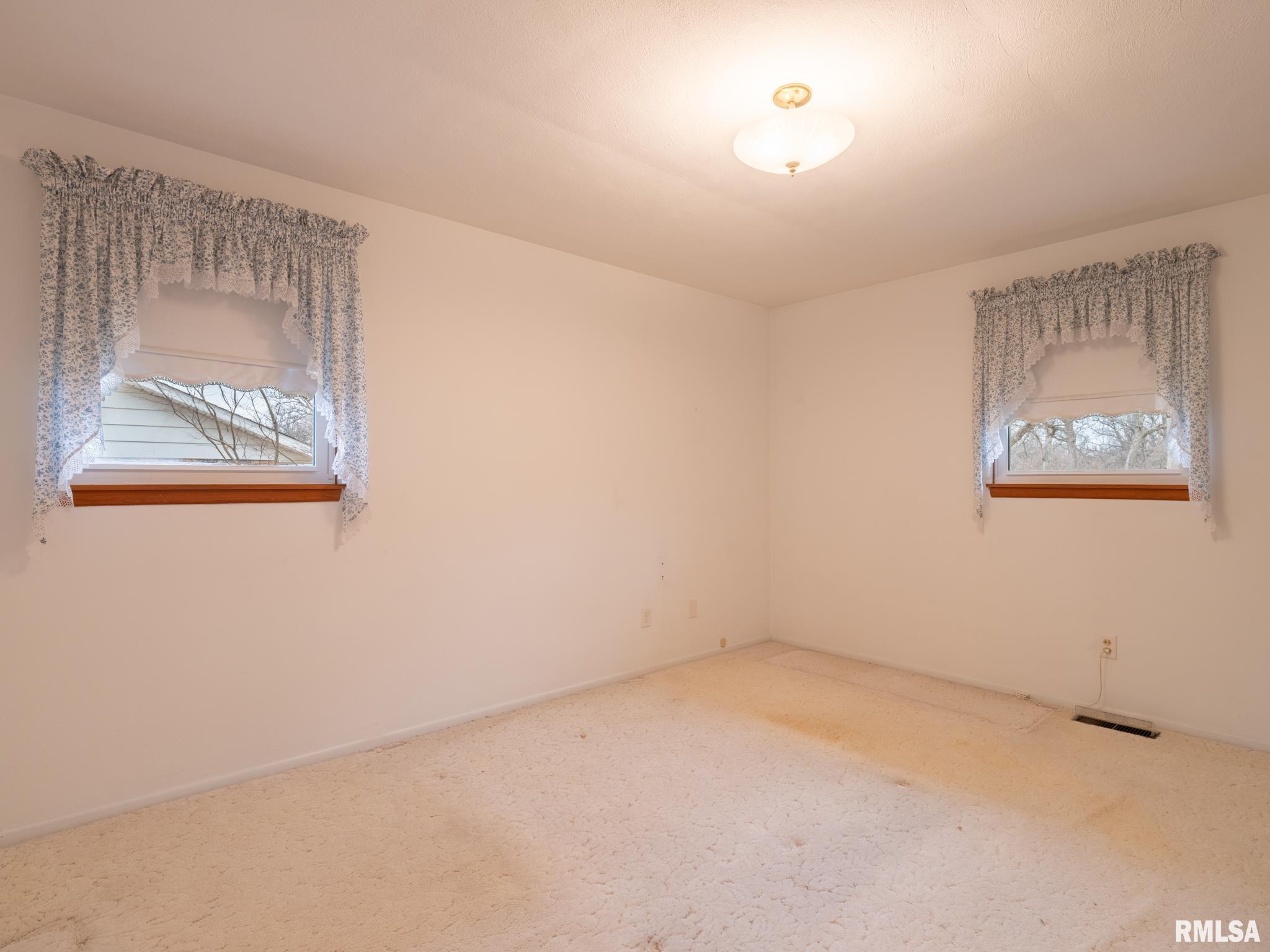 1903 Saint Clair Drive