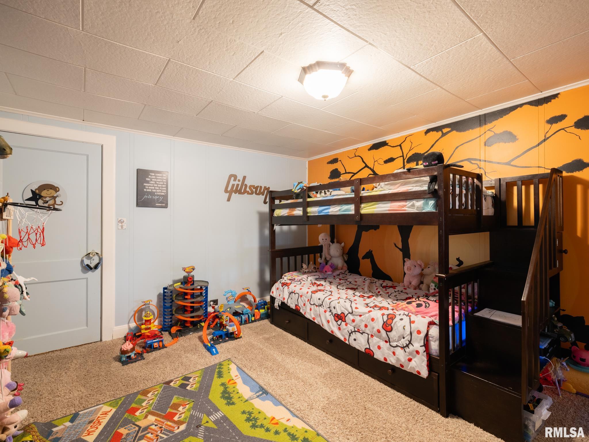 2815 W ROHMANN Avenue