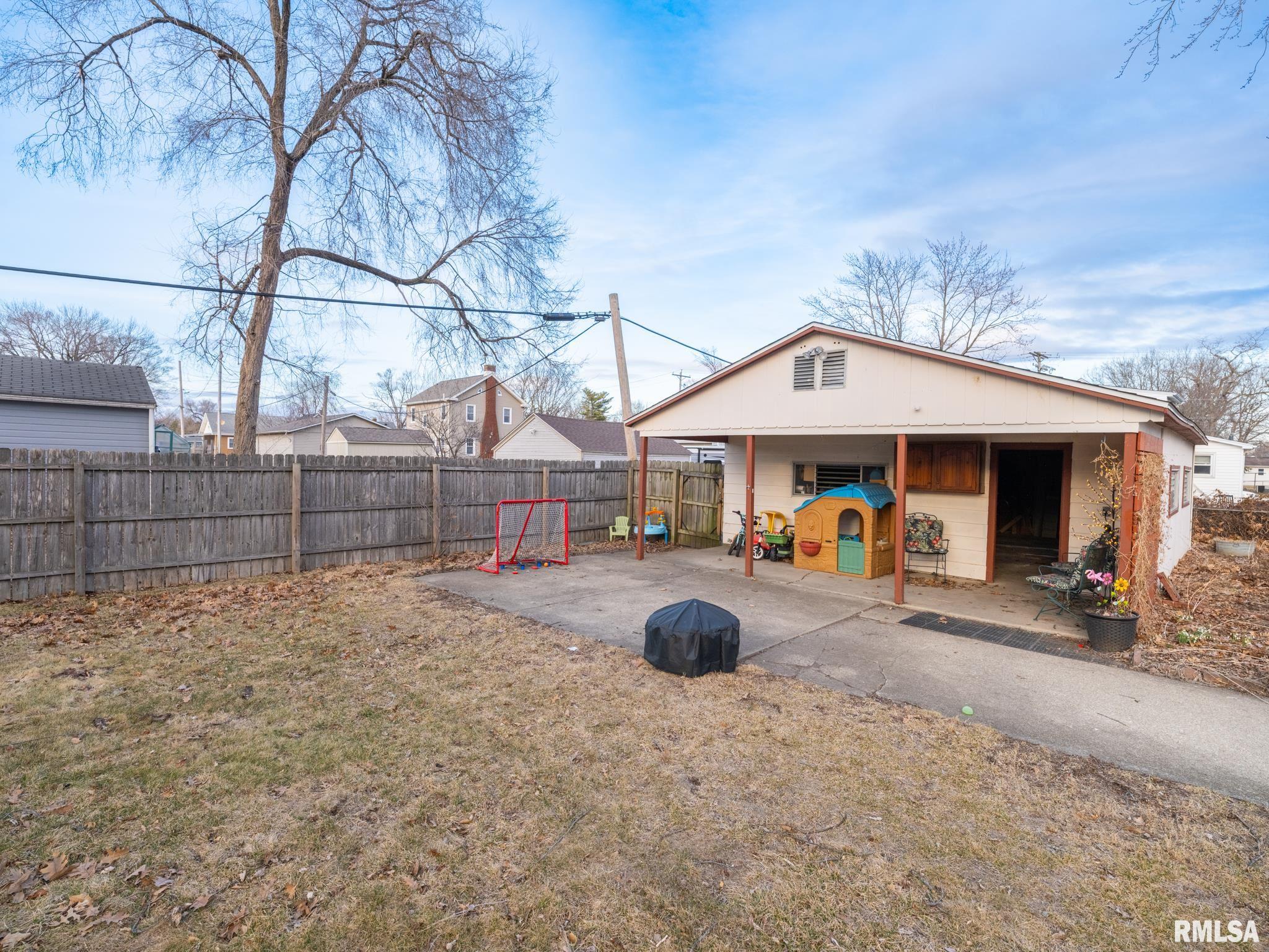 2815 W ROHMANN Avenue