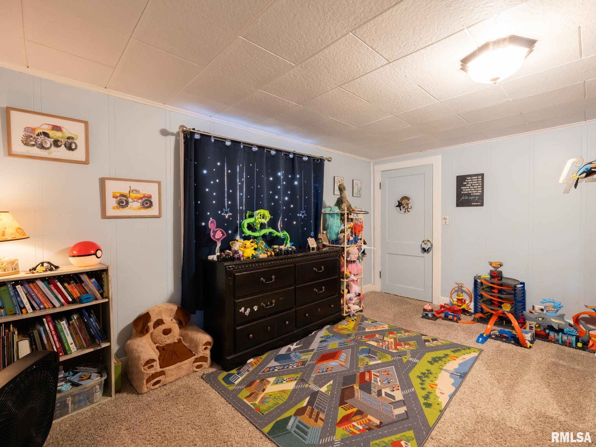 2815 W ROHMANN Avenue