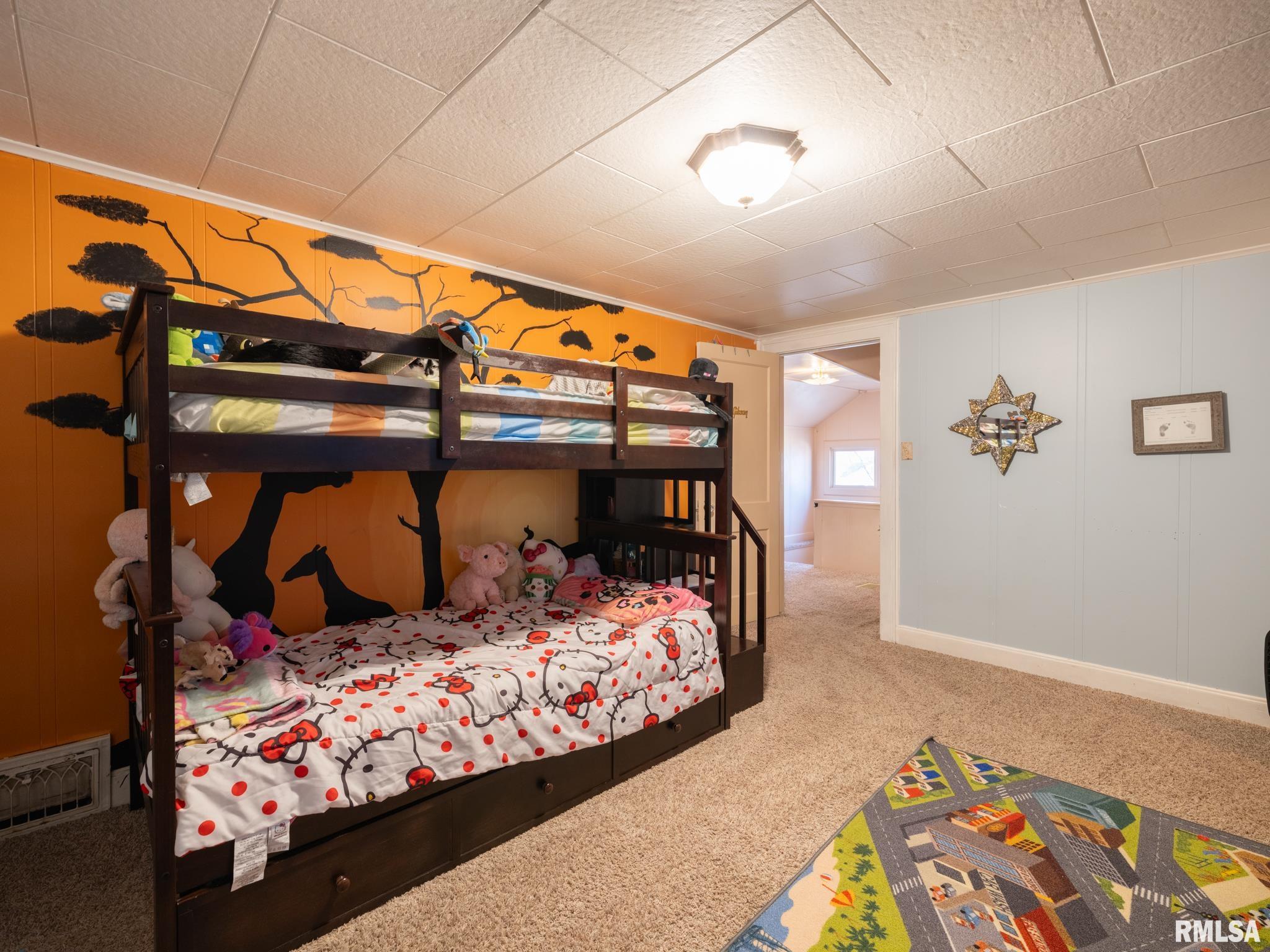 2815 W ROHMANN Avenue