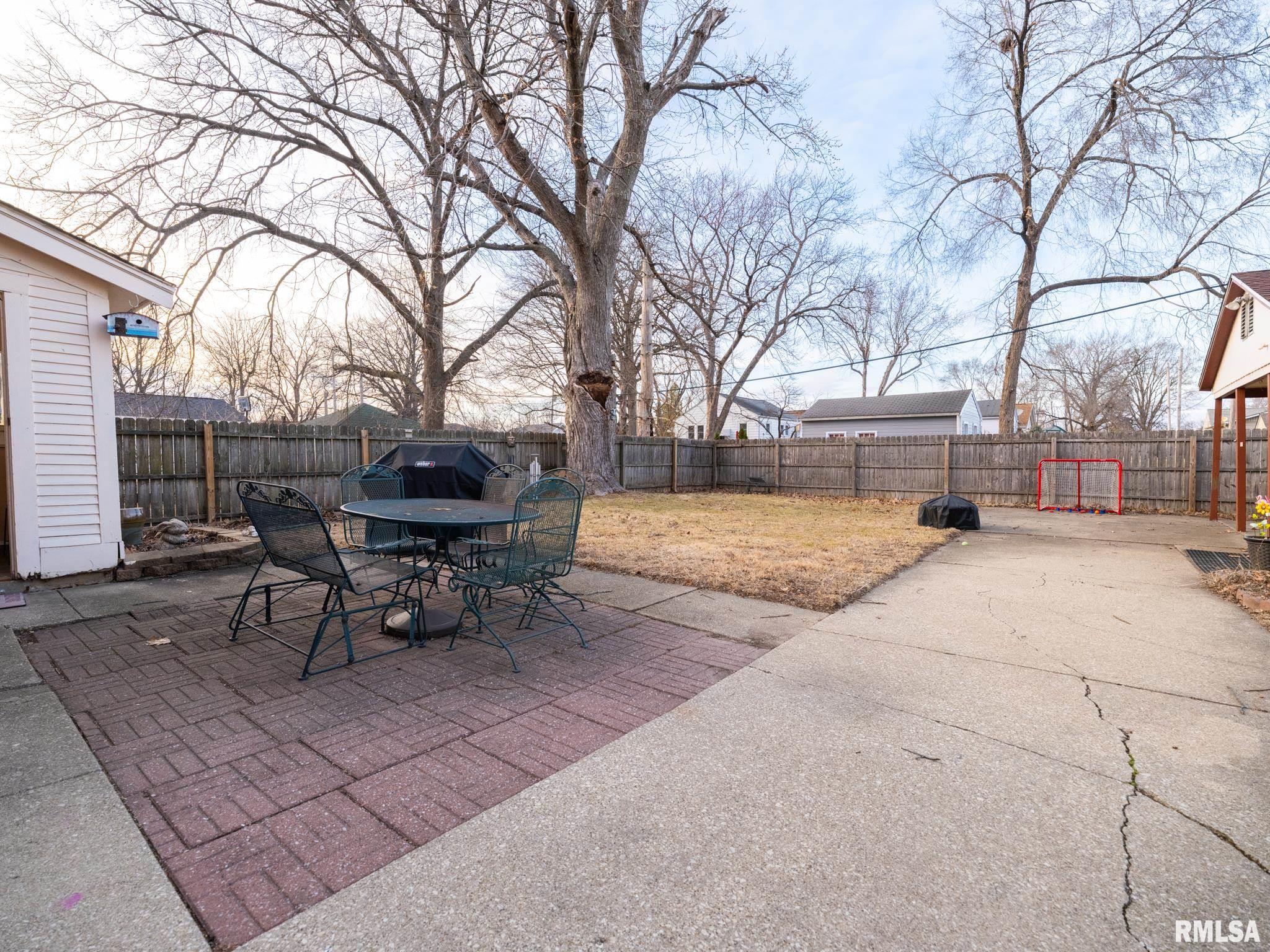 2815 W ROHMANN Avenue