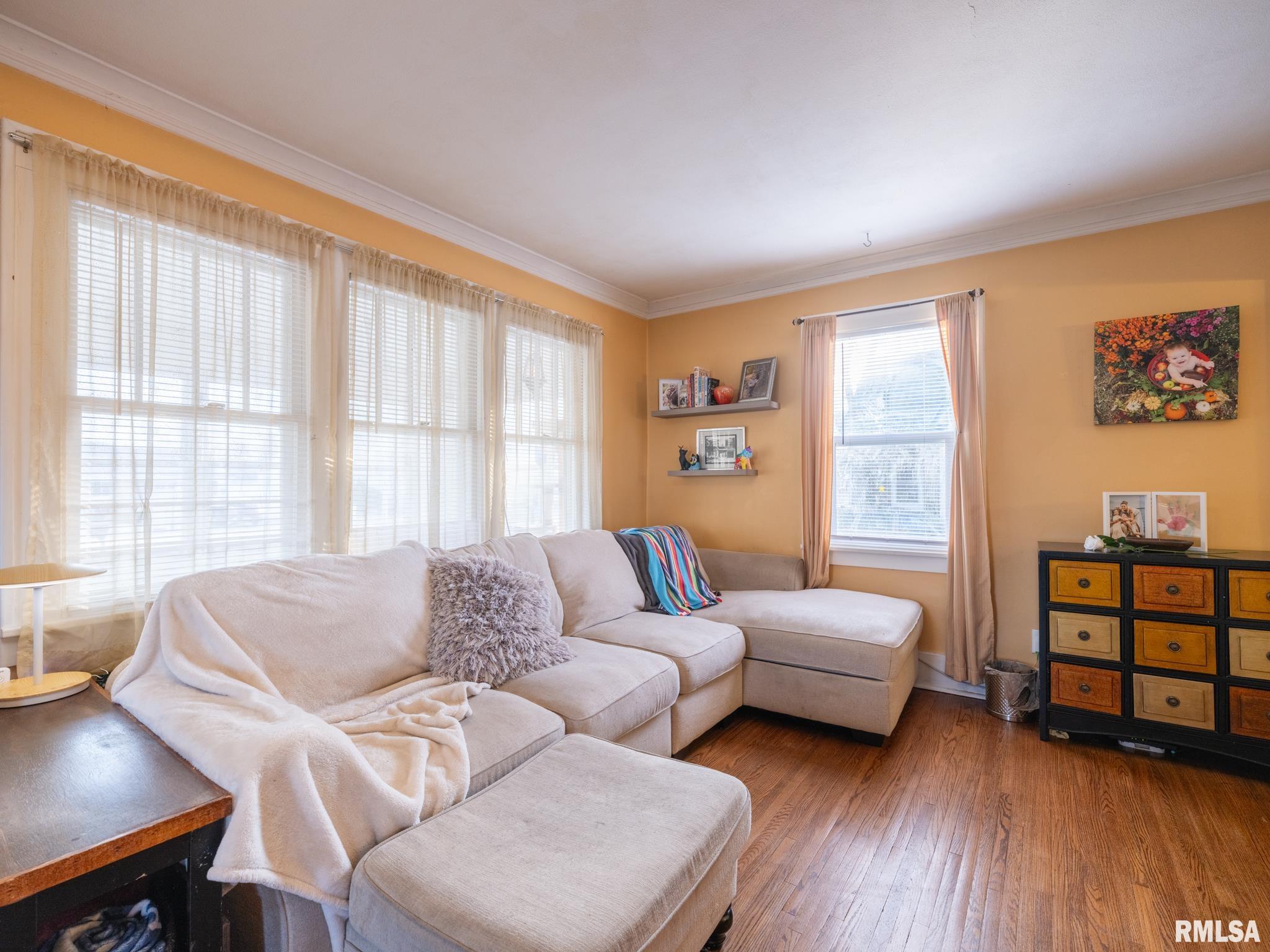 2815 W ROHMANN Avenue