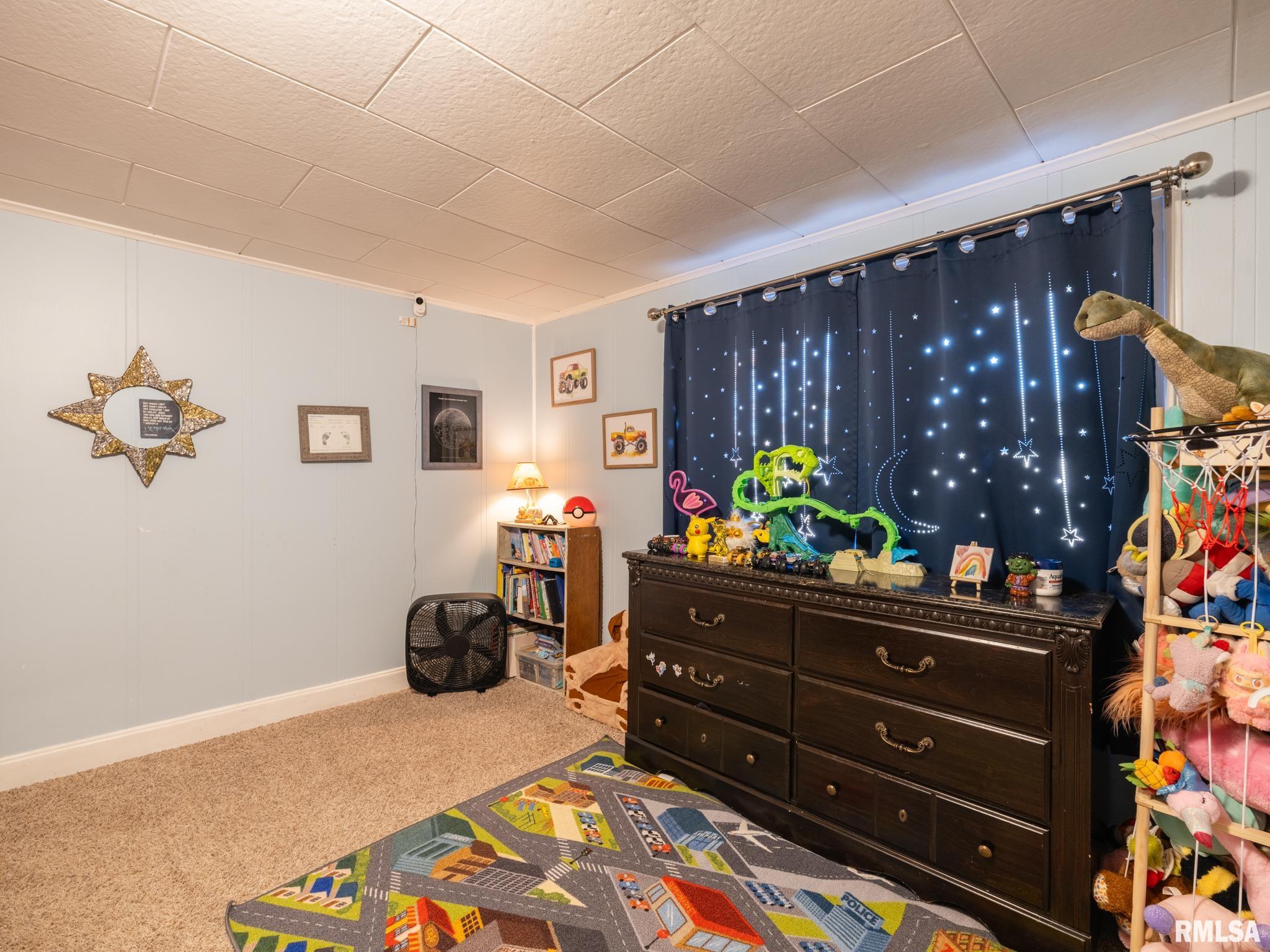 2815 W ROHMANN Avenue