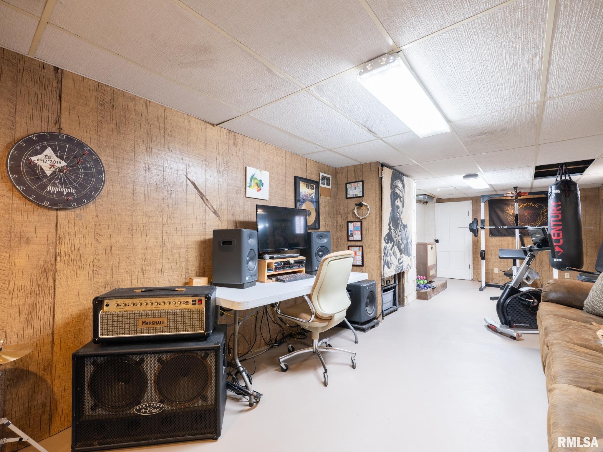 2815 W ROHMANN Avenue