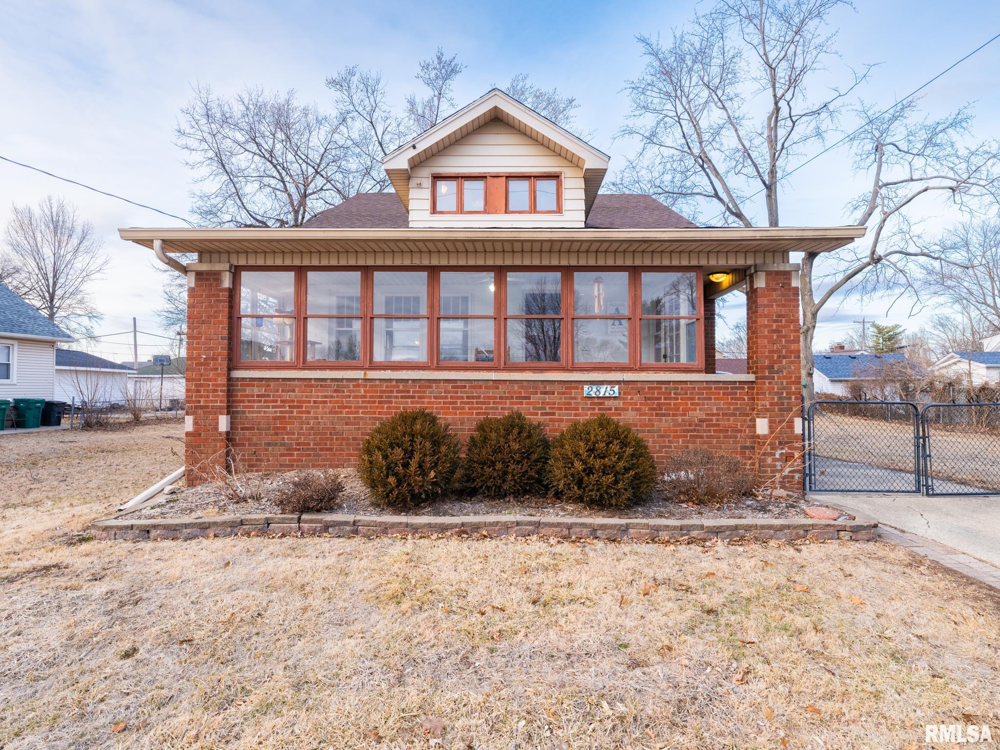 2815 W ROHMANN Avenue