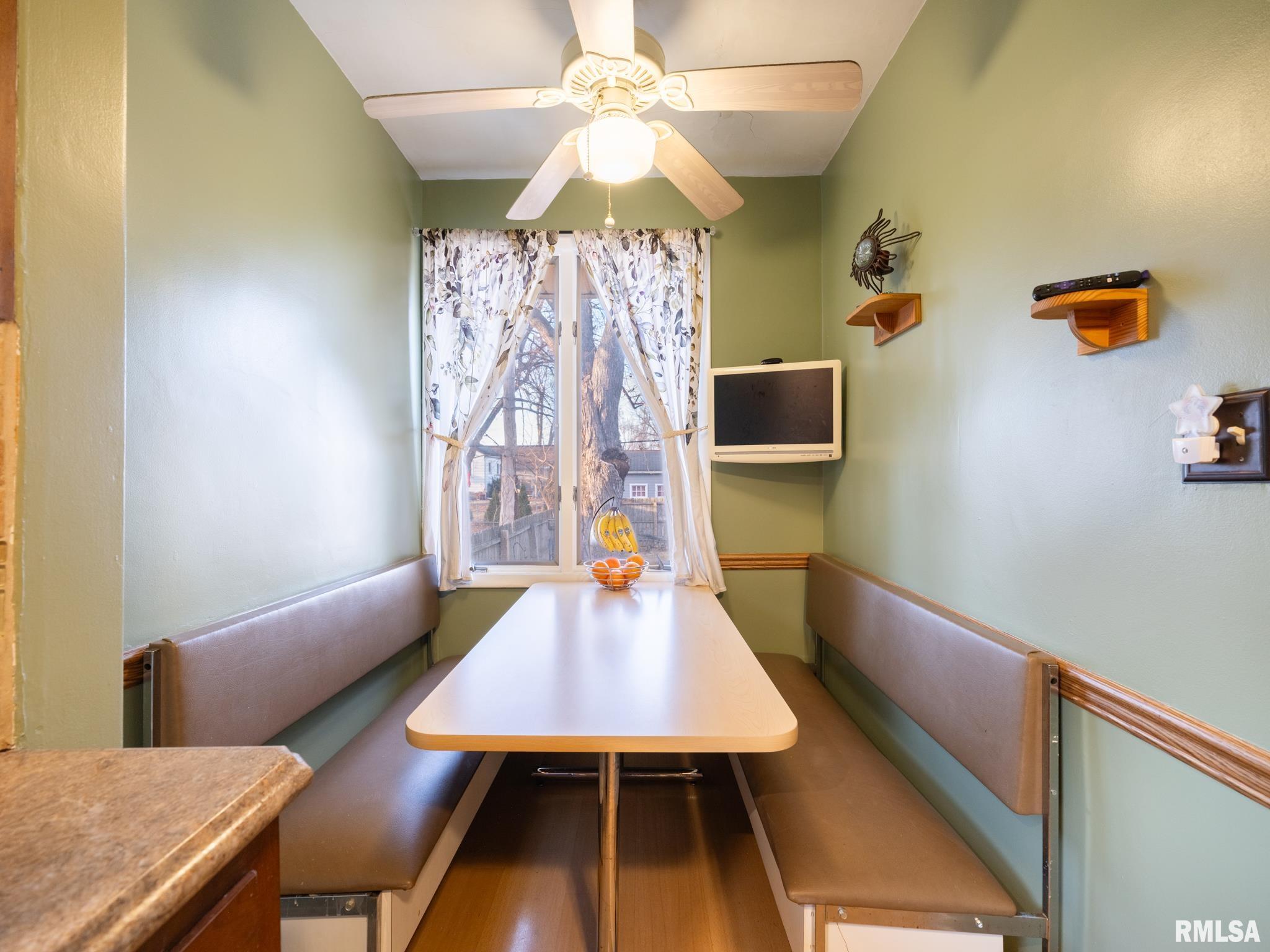 2815 W ROHMANN Avenue