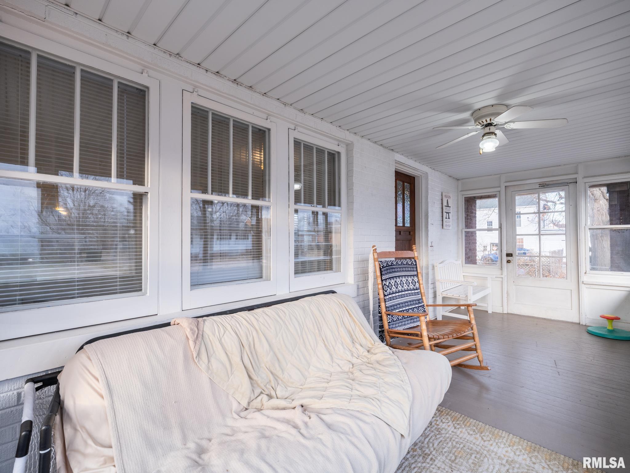 2815 W ROHMANN Avenue