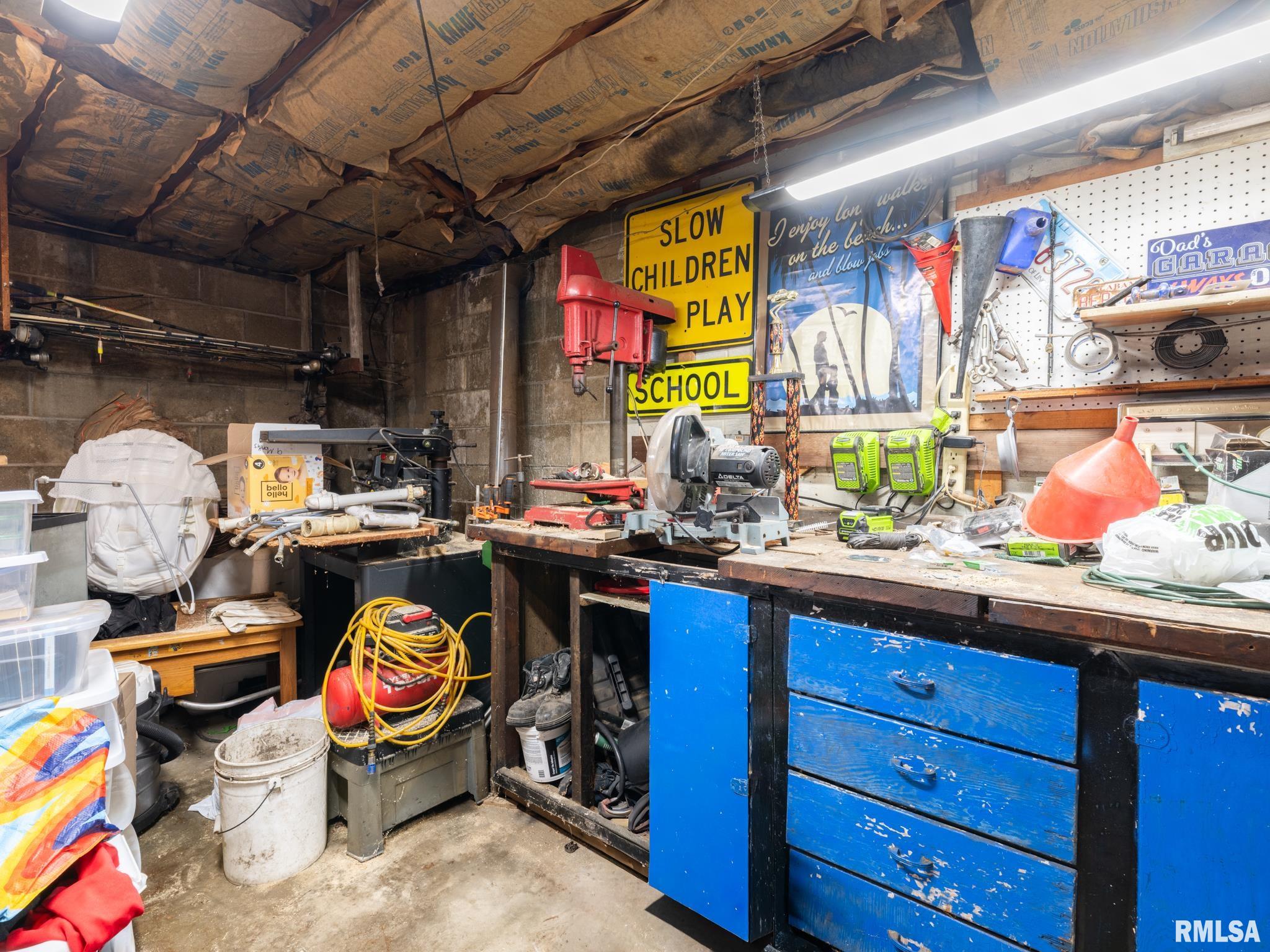 1101 ANN ELIZA Street