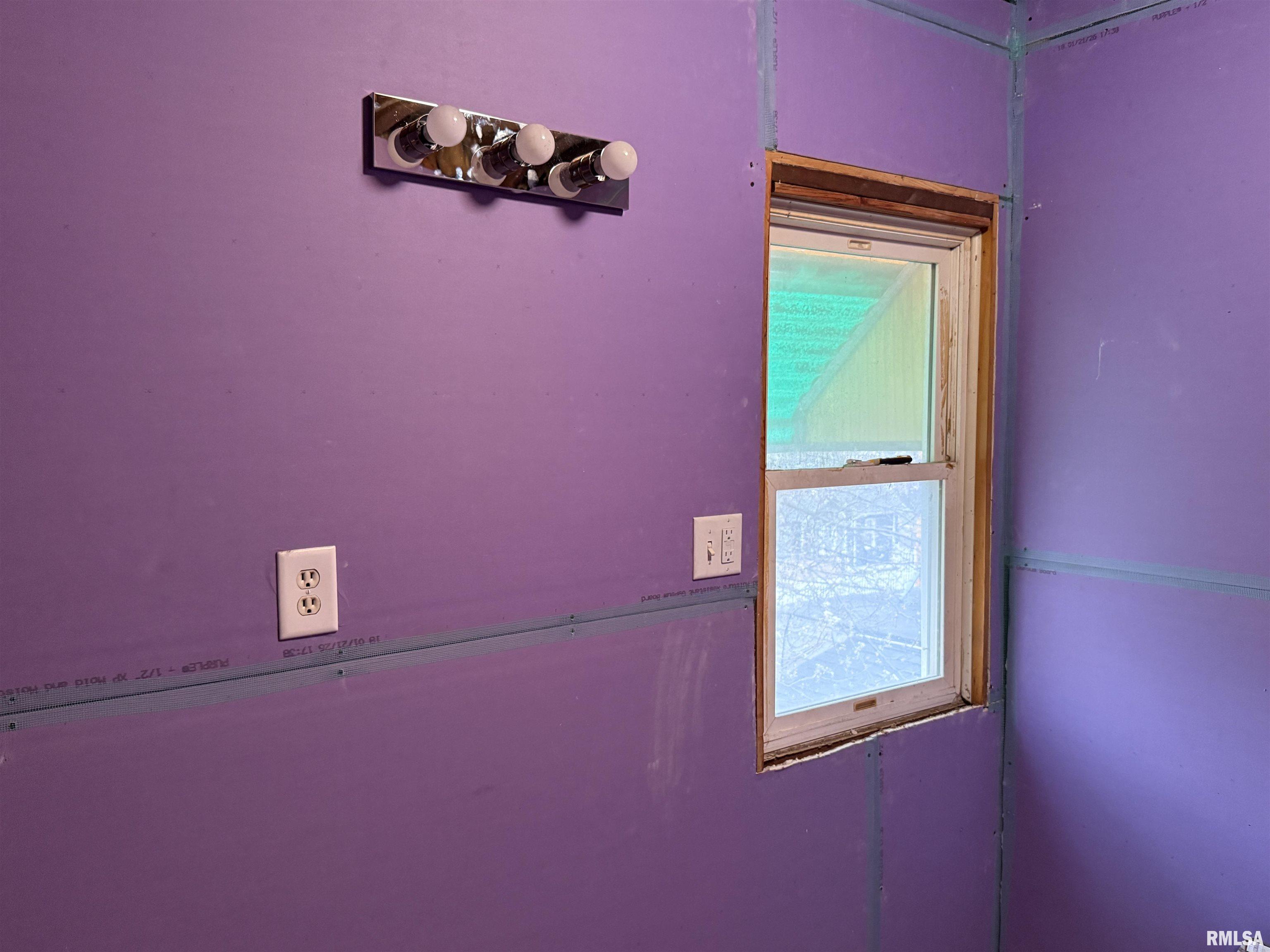 1101 ANN ELIZA Street