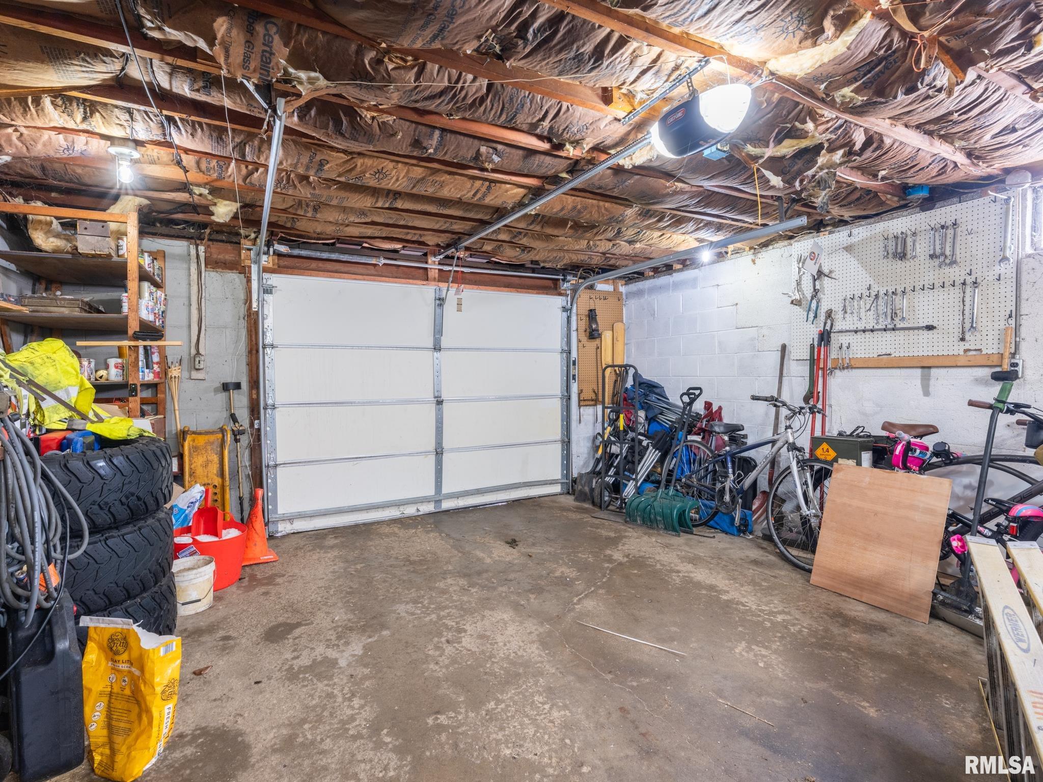 1101 ANN ELIZA Street