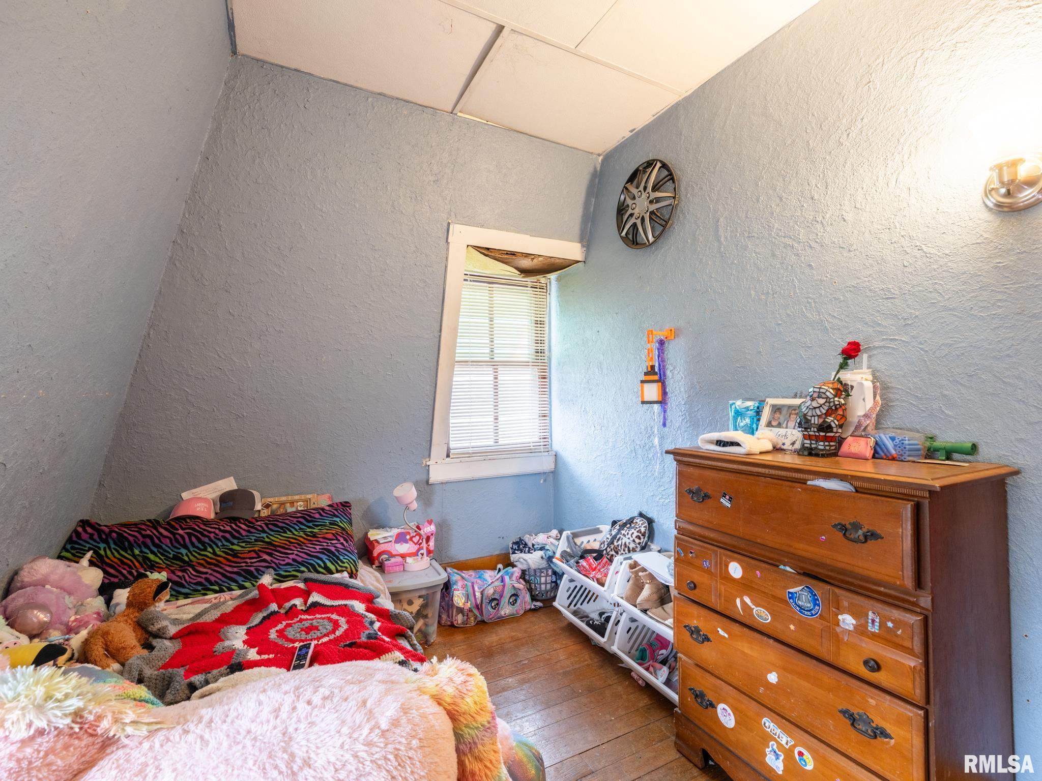 1101 ANN ELIZA Street