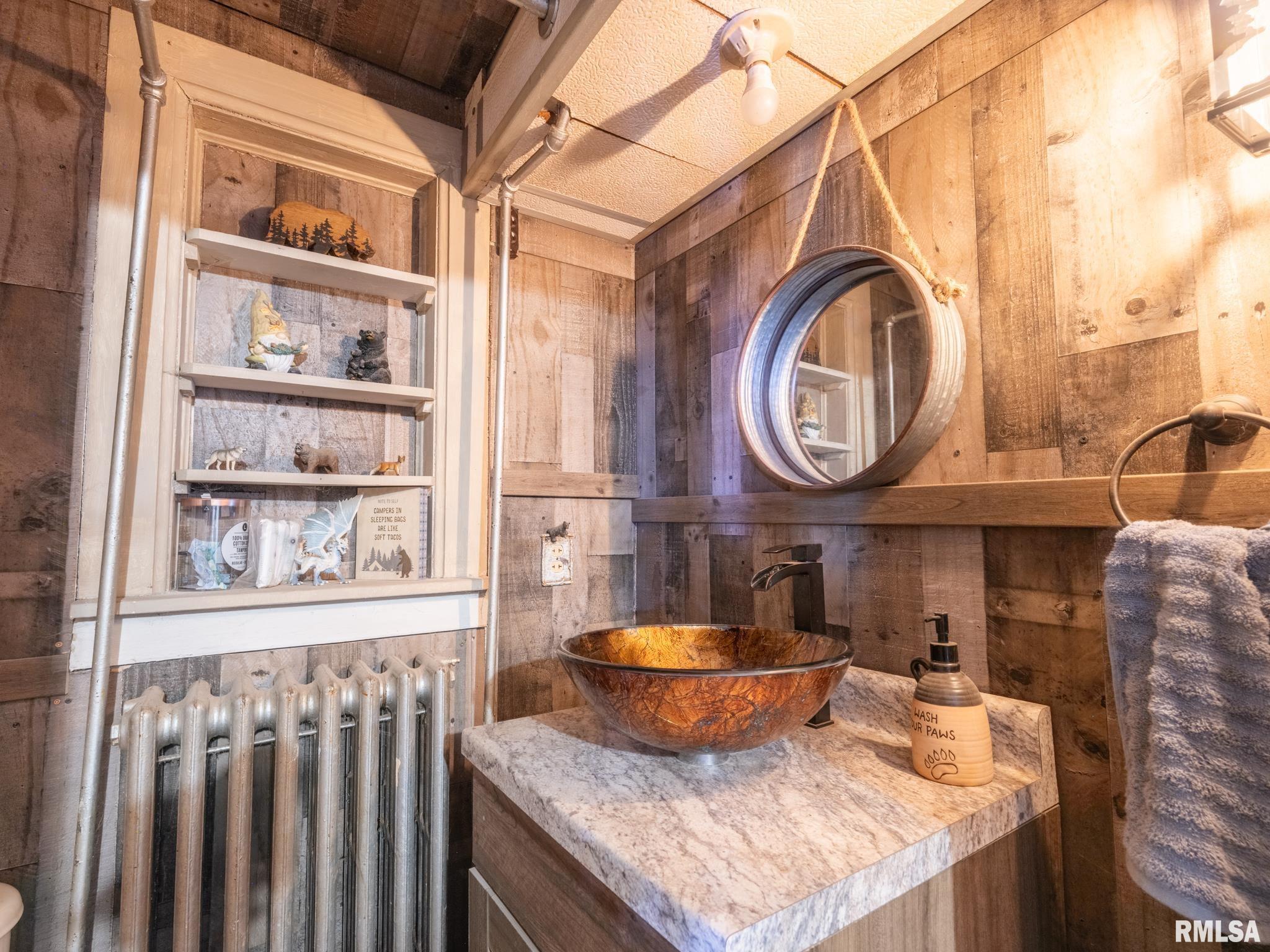 1101 ANN ELIZA Street