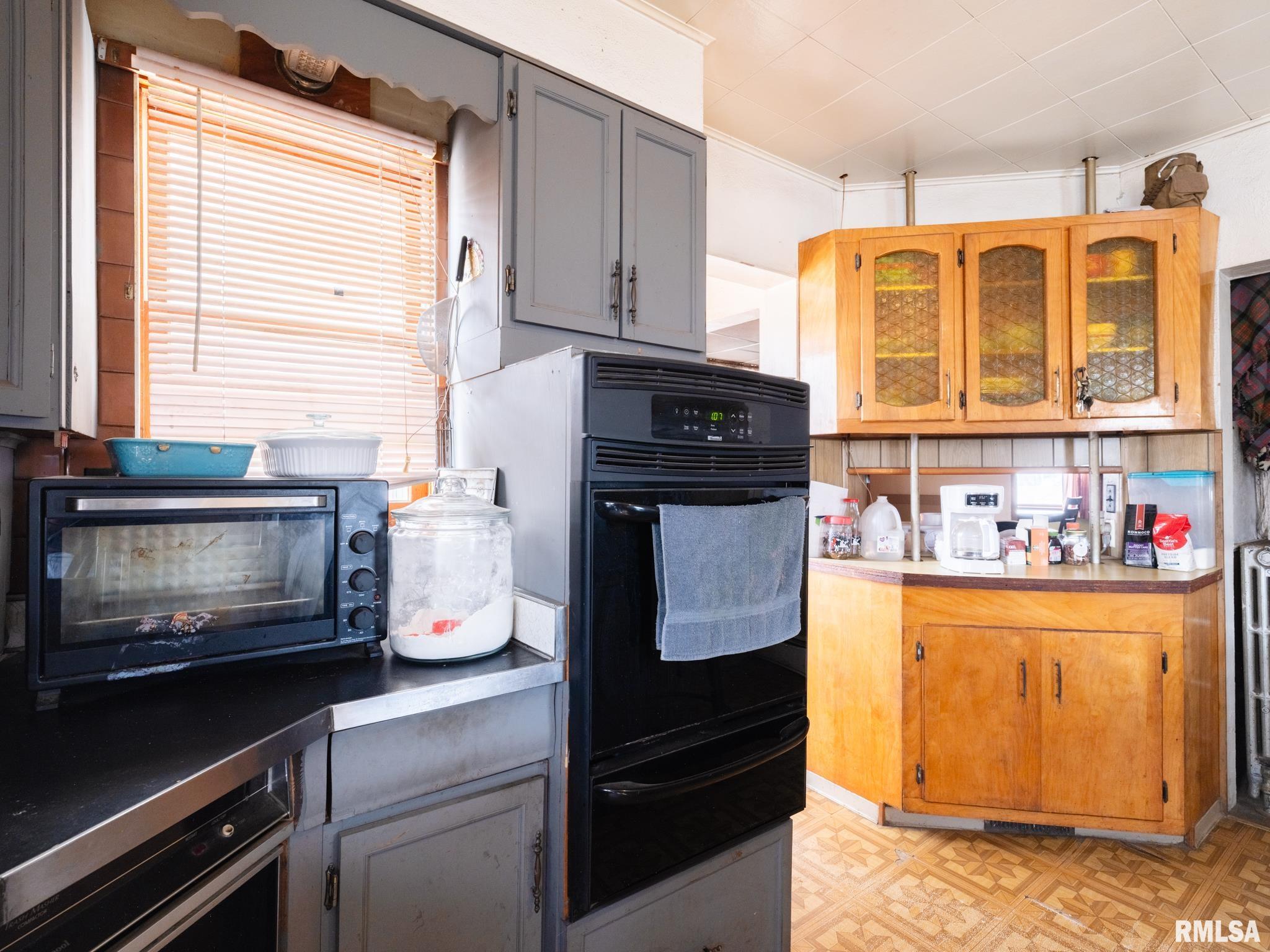 1101 ANN ELIZA Street