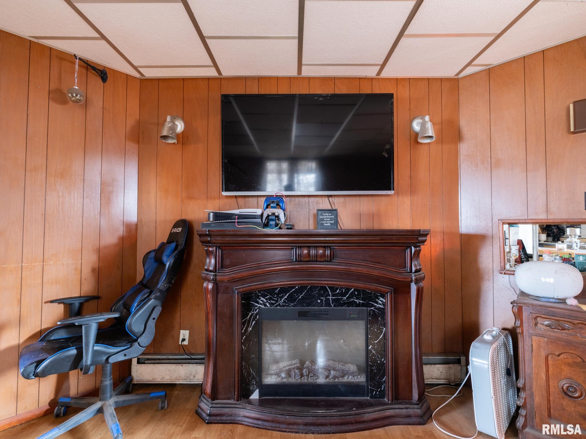 1101 ANN ELIZA Street