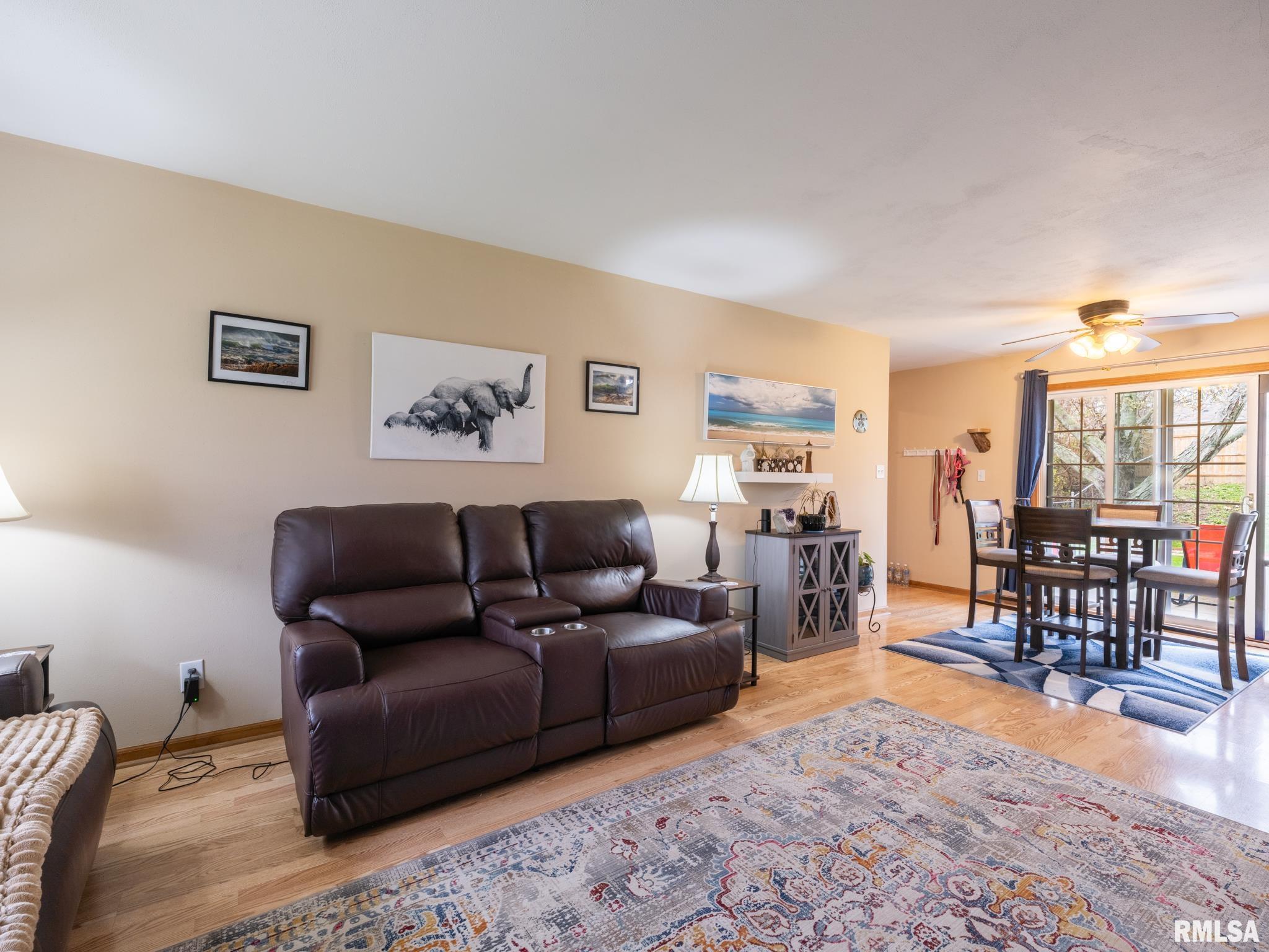 5613 N MAR VISTA Drive