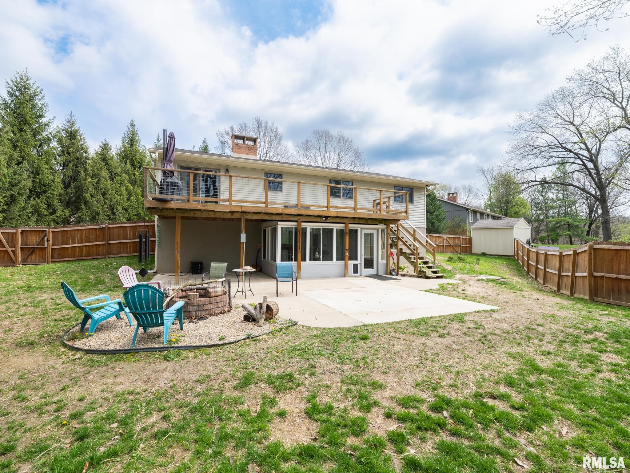 235 E SURREY Lane
