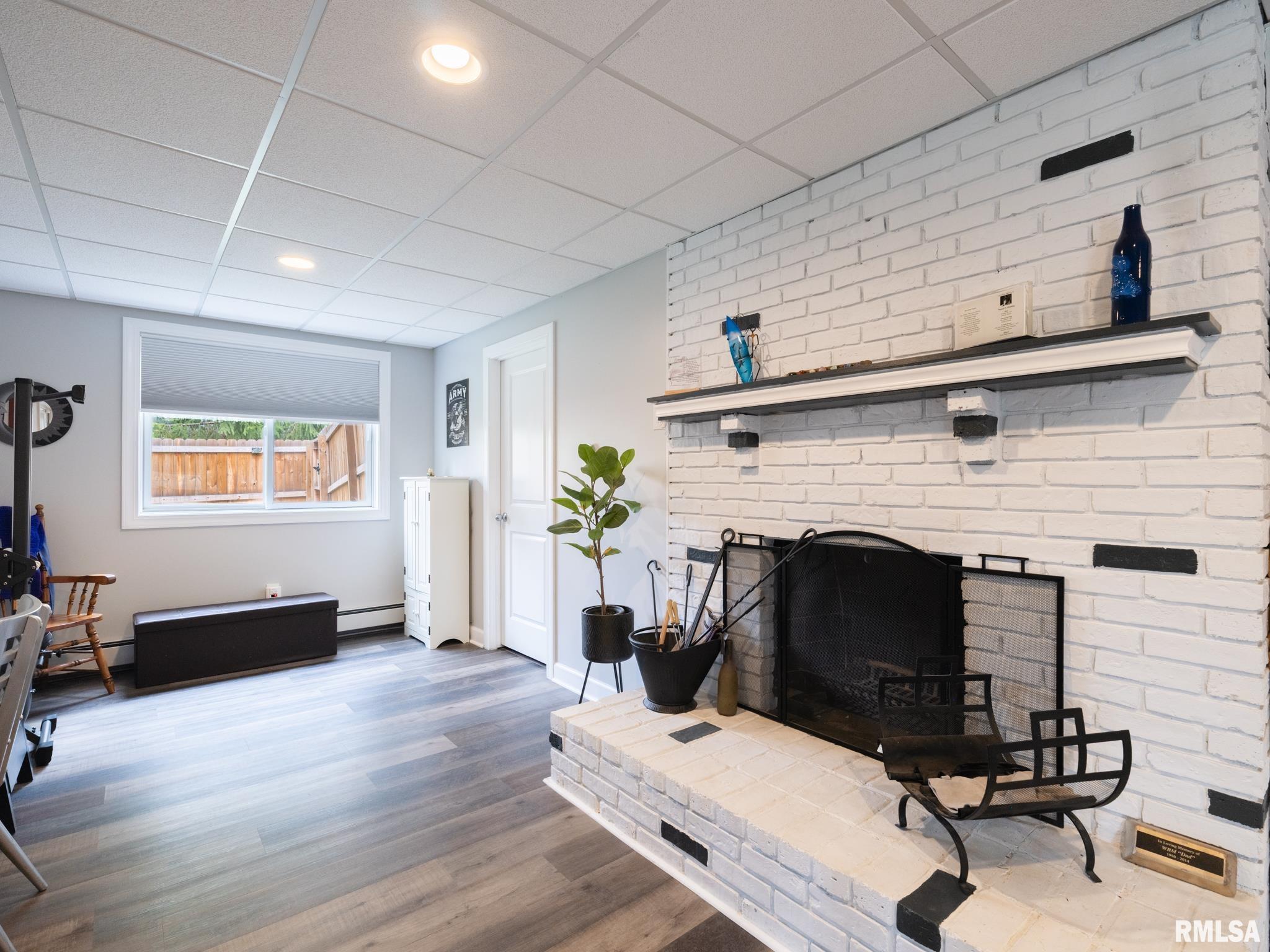 235 E SURREY Lane