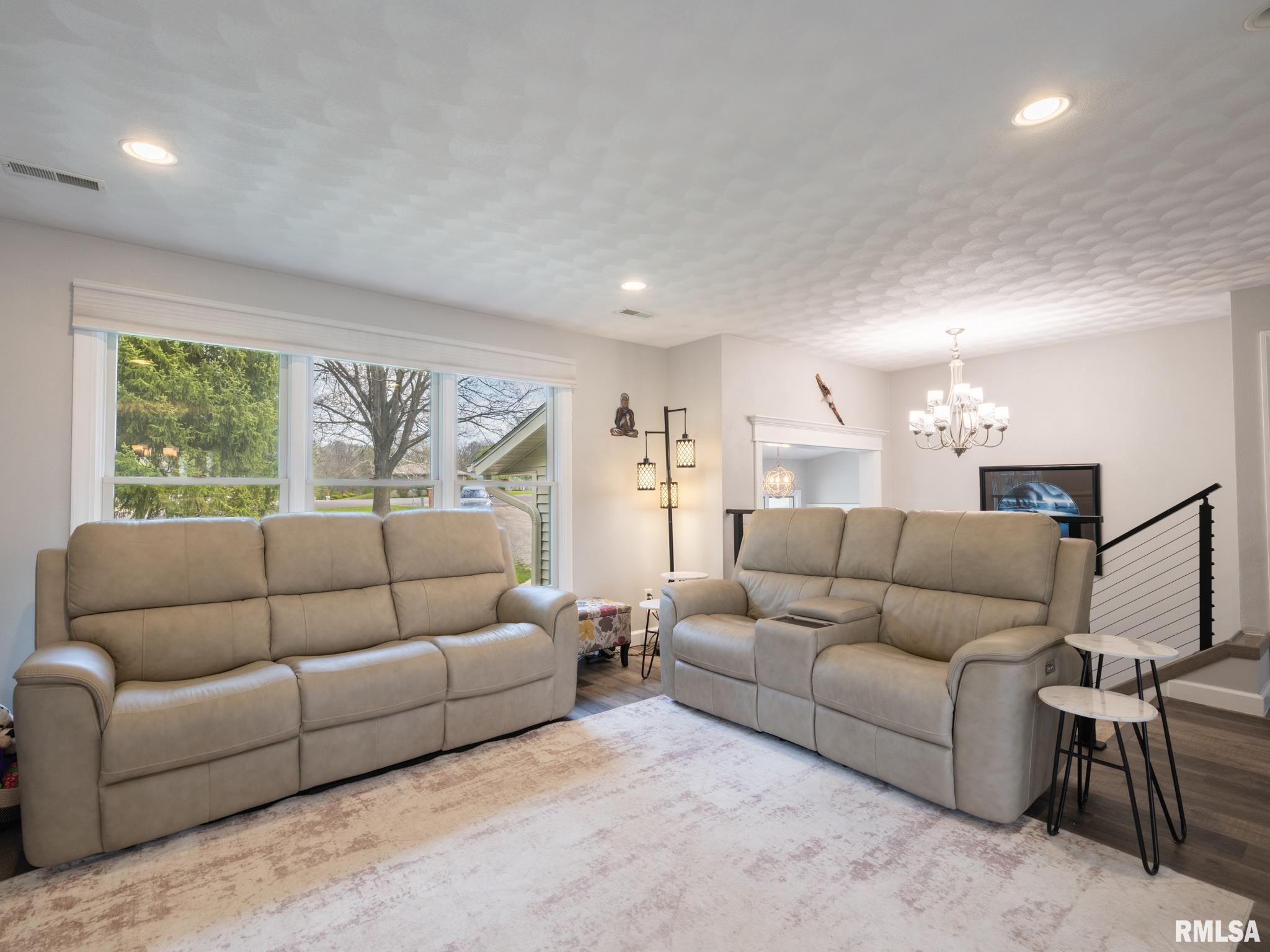 235 E SURREY Lane