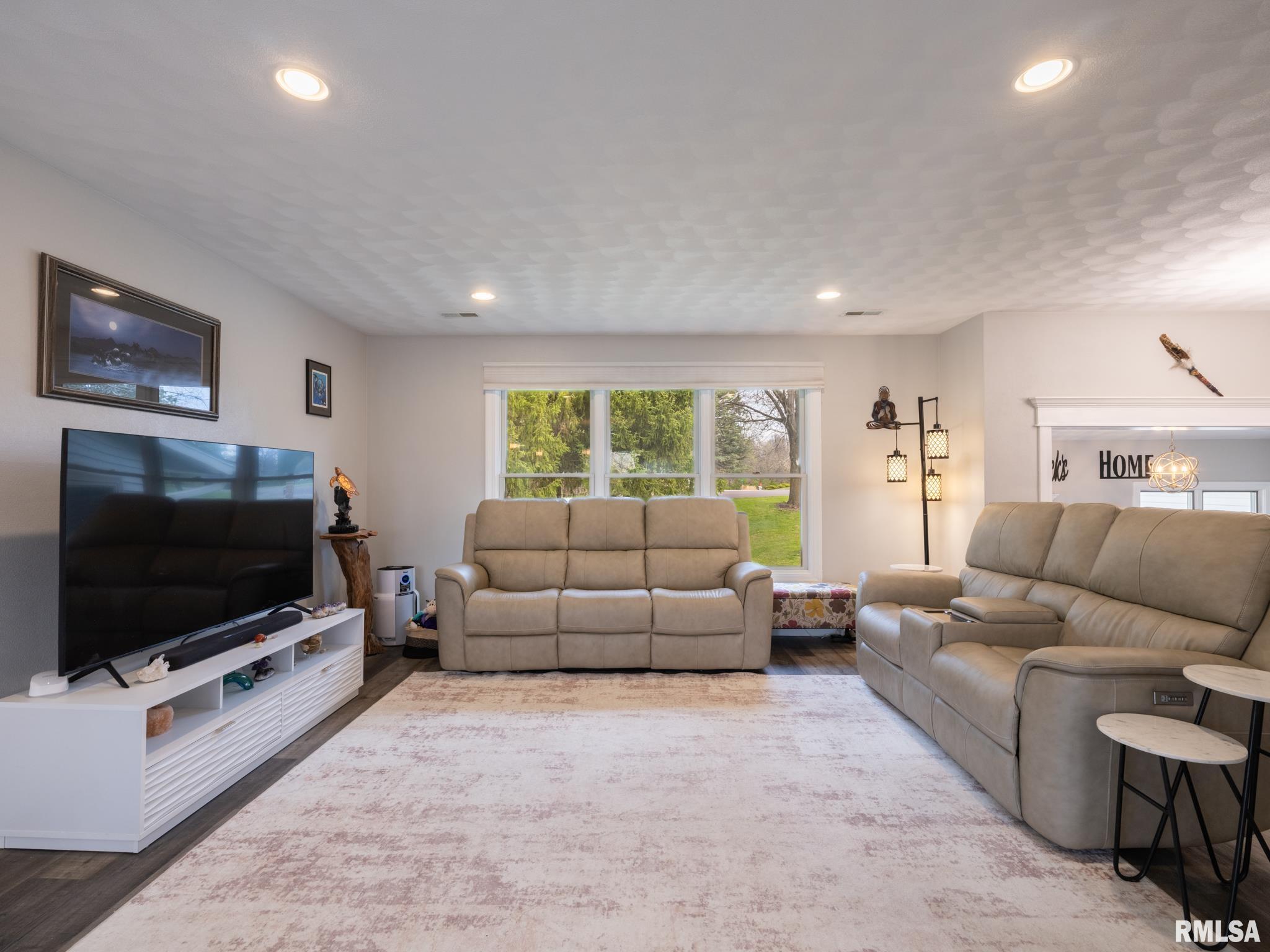 235 E SURREY Lane