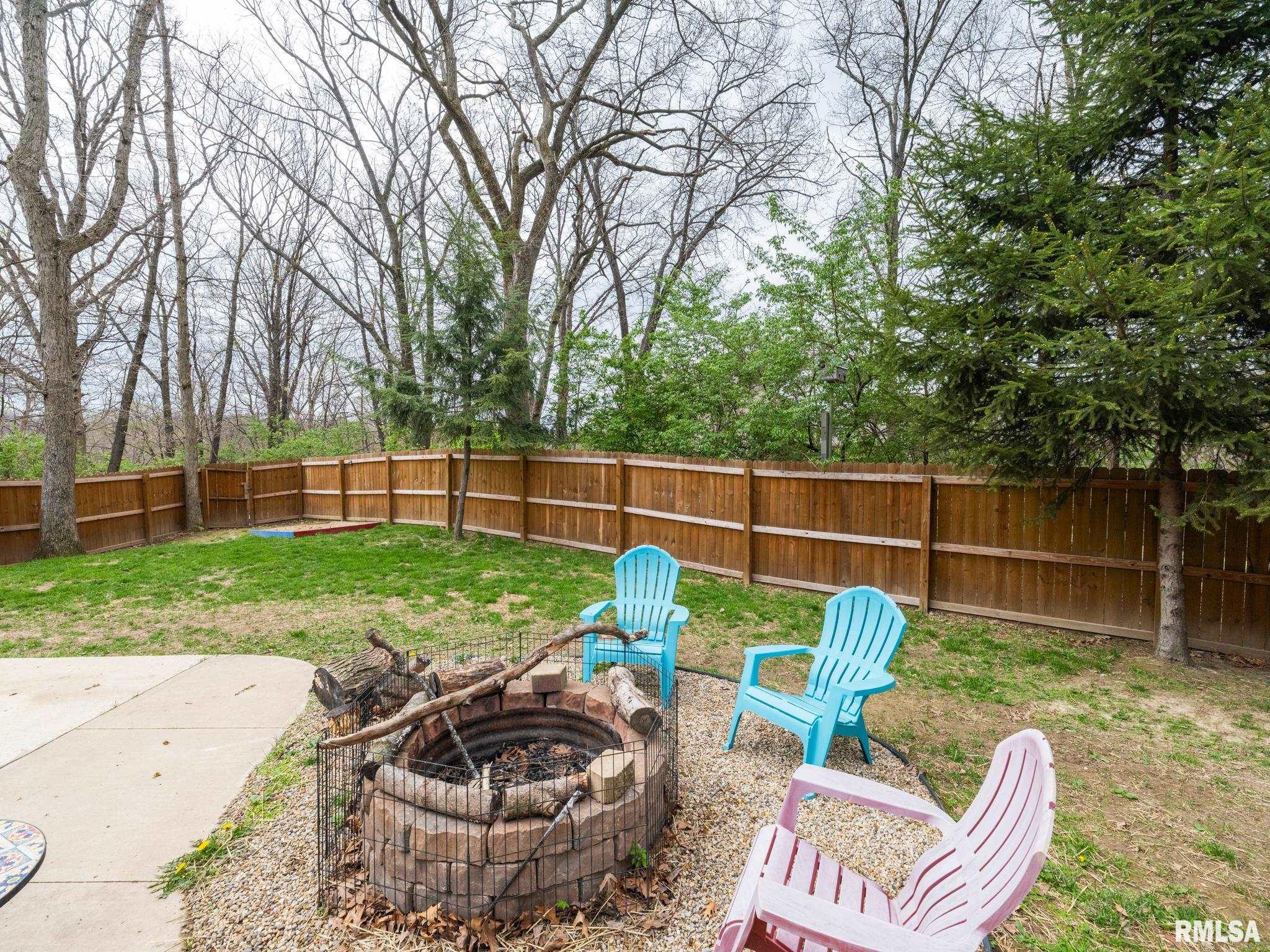 235 E SURREY Lane