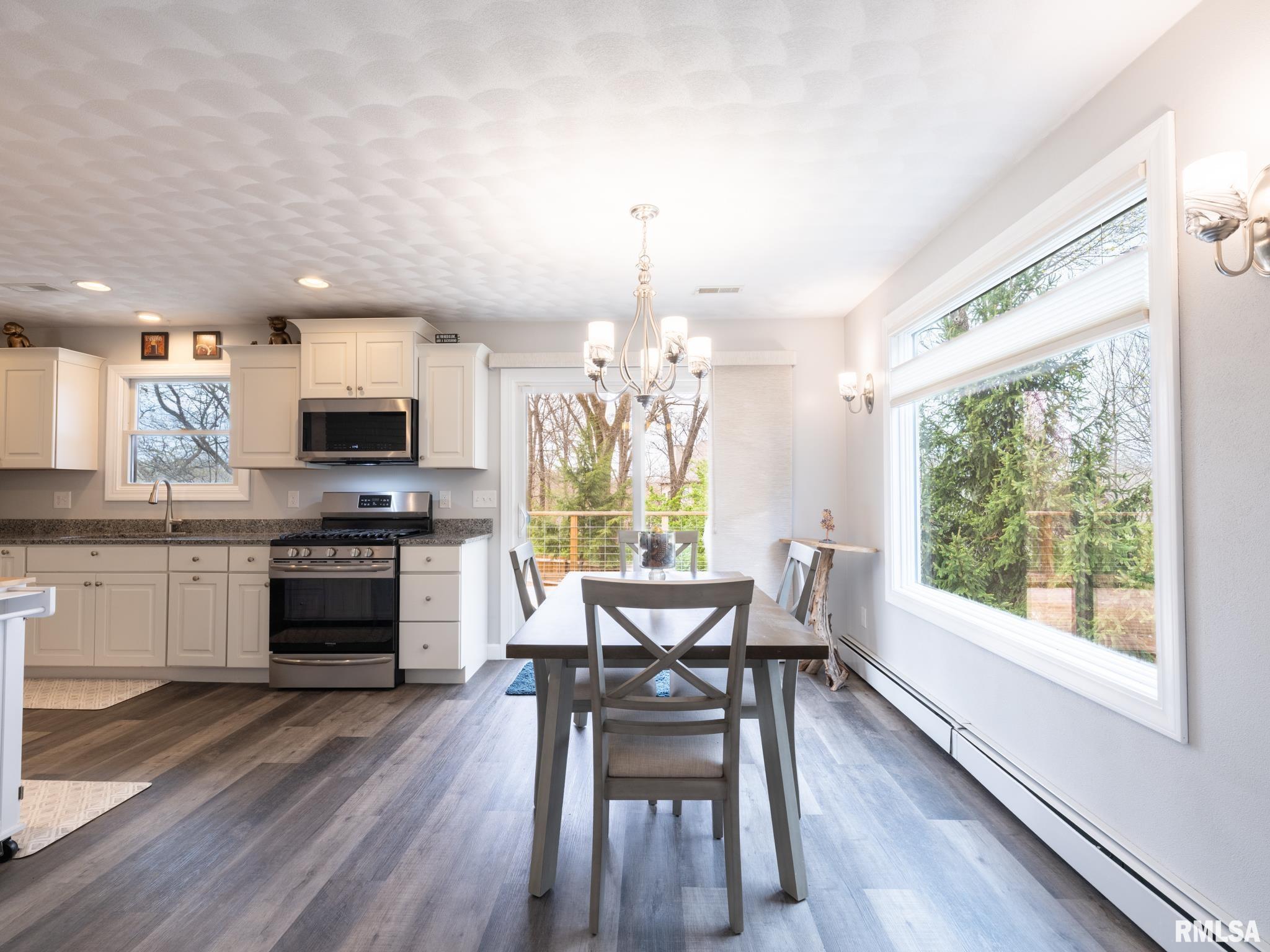 235 E SURREY Lane