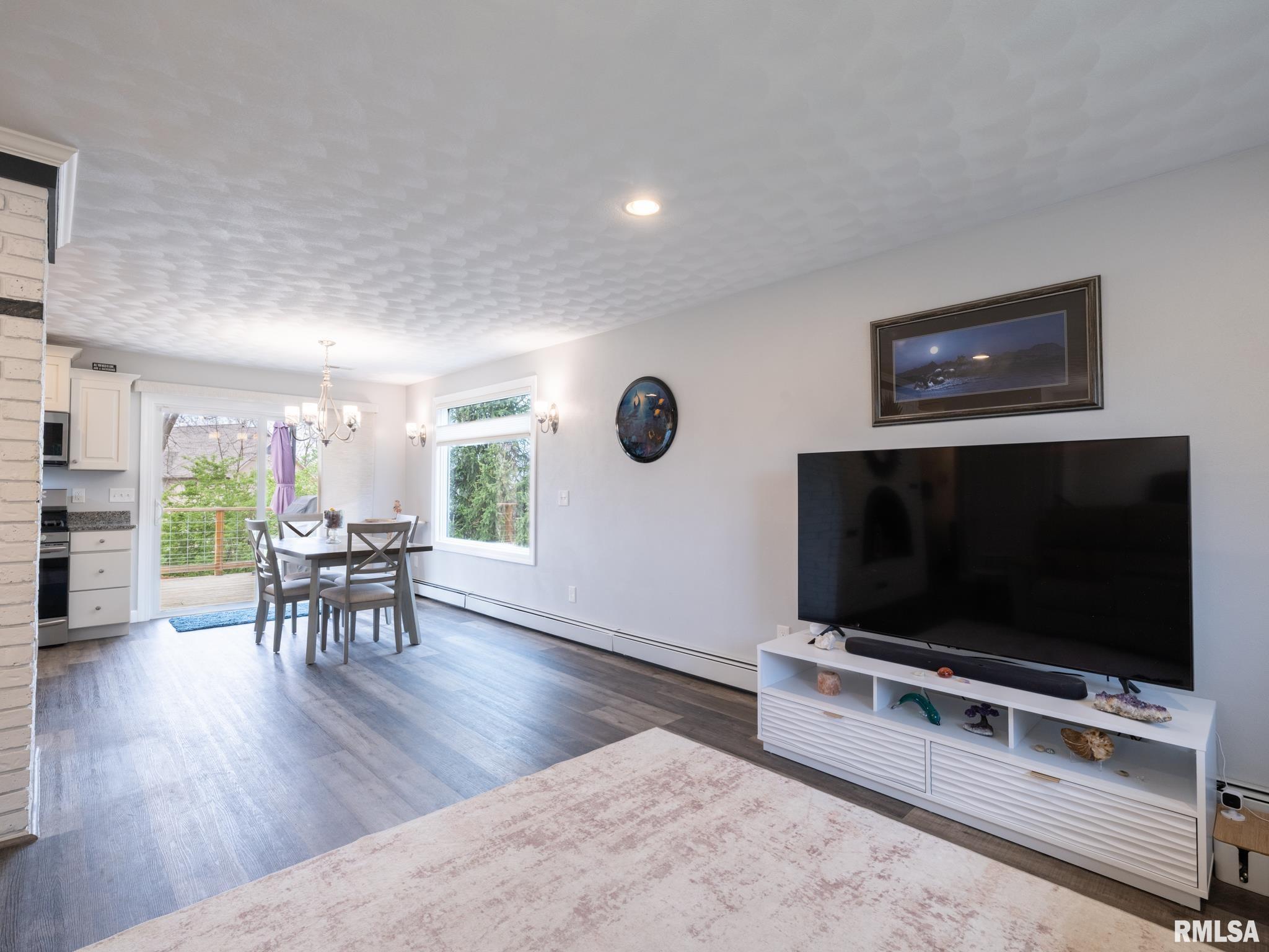 235 E SURREY Lane
