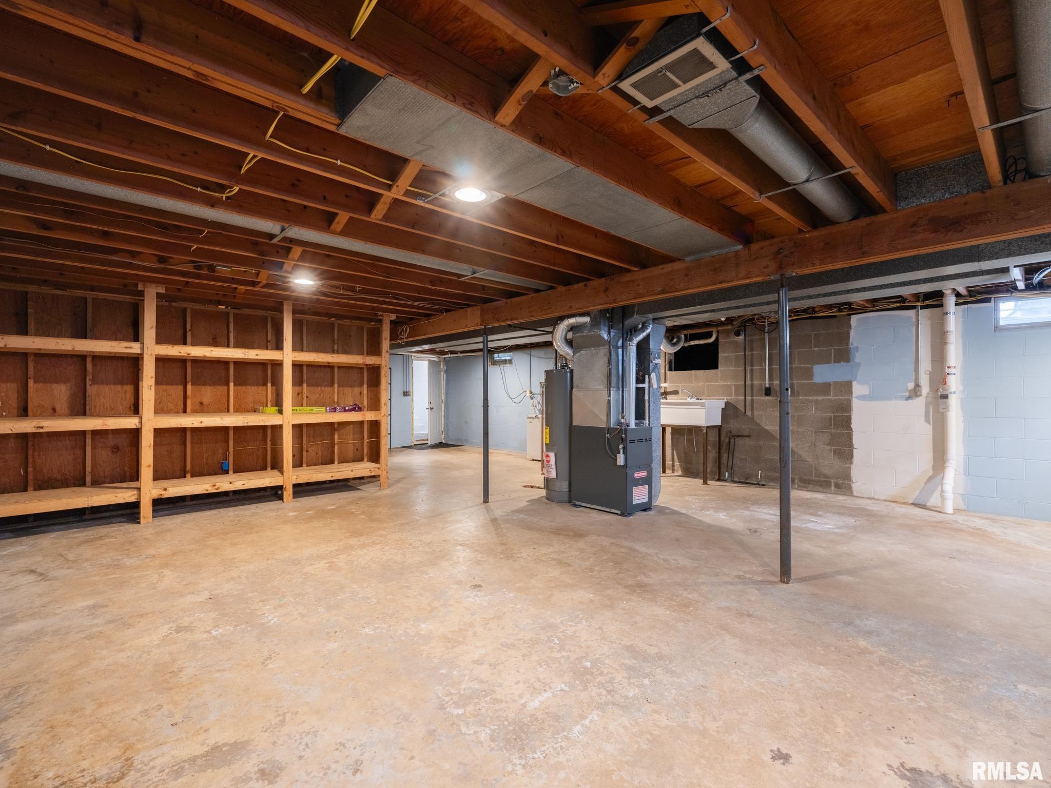 300 DANIEL Parkway