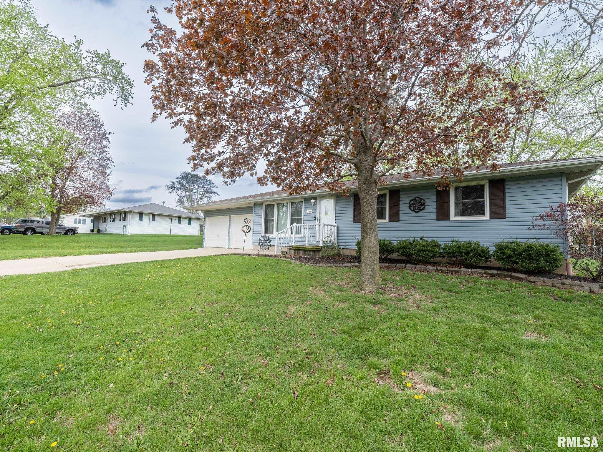 300 DANIEL Parkway
