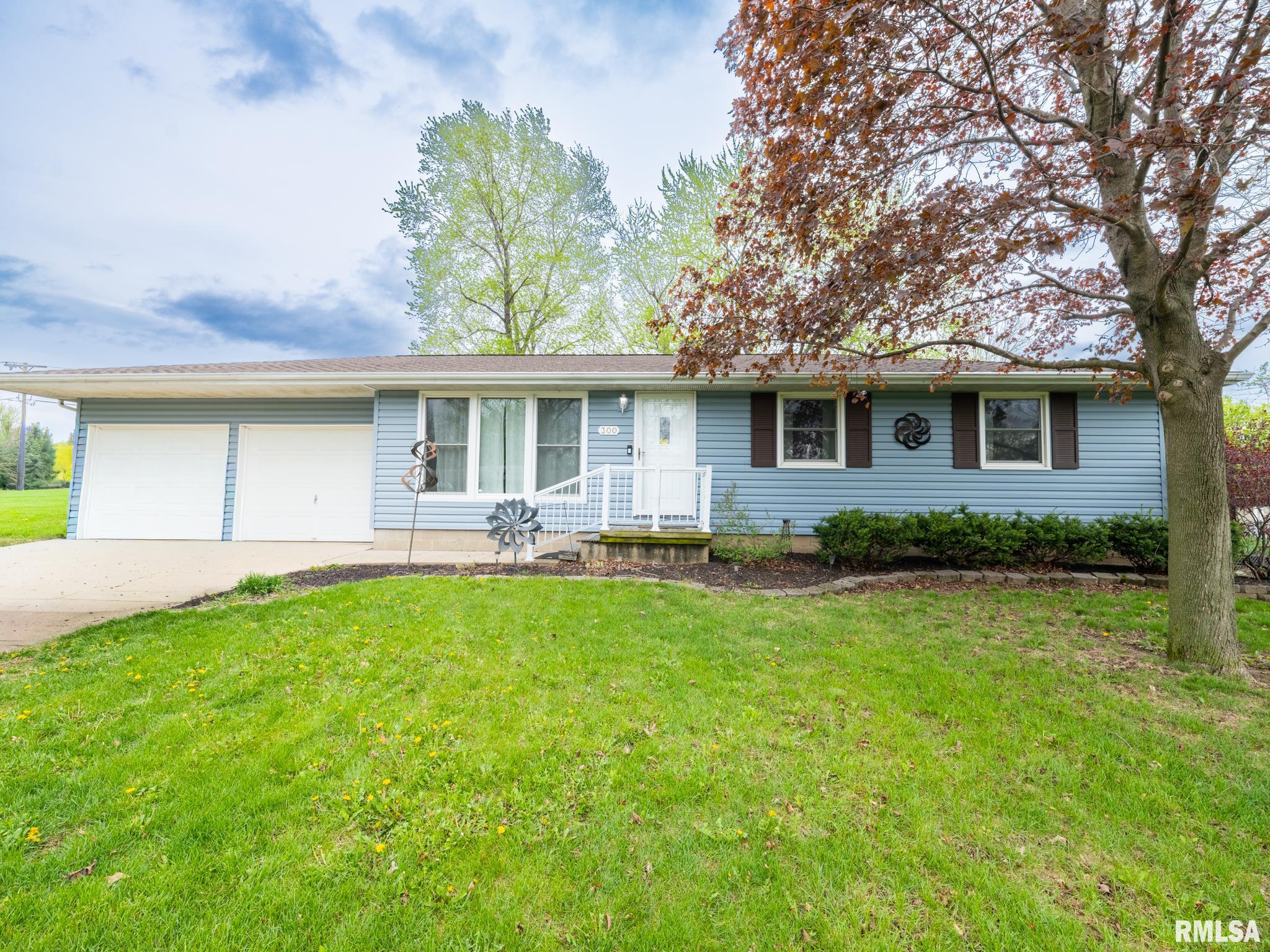 300 DANIEL Parkway