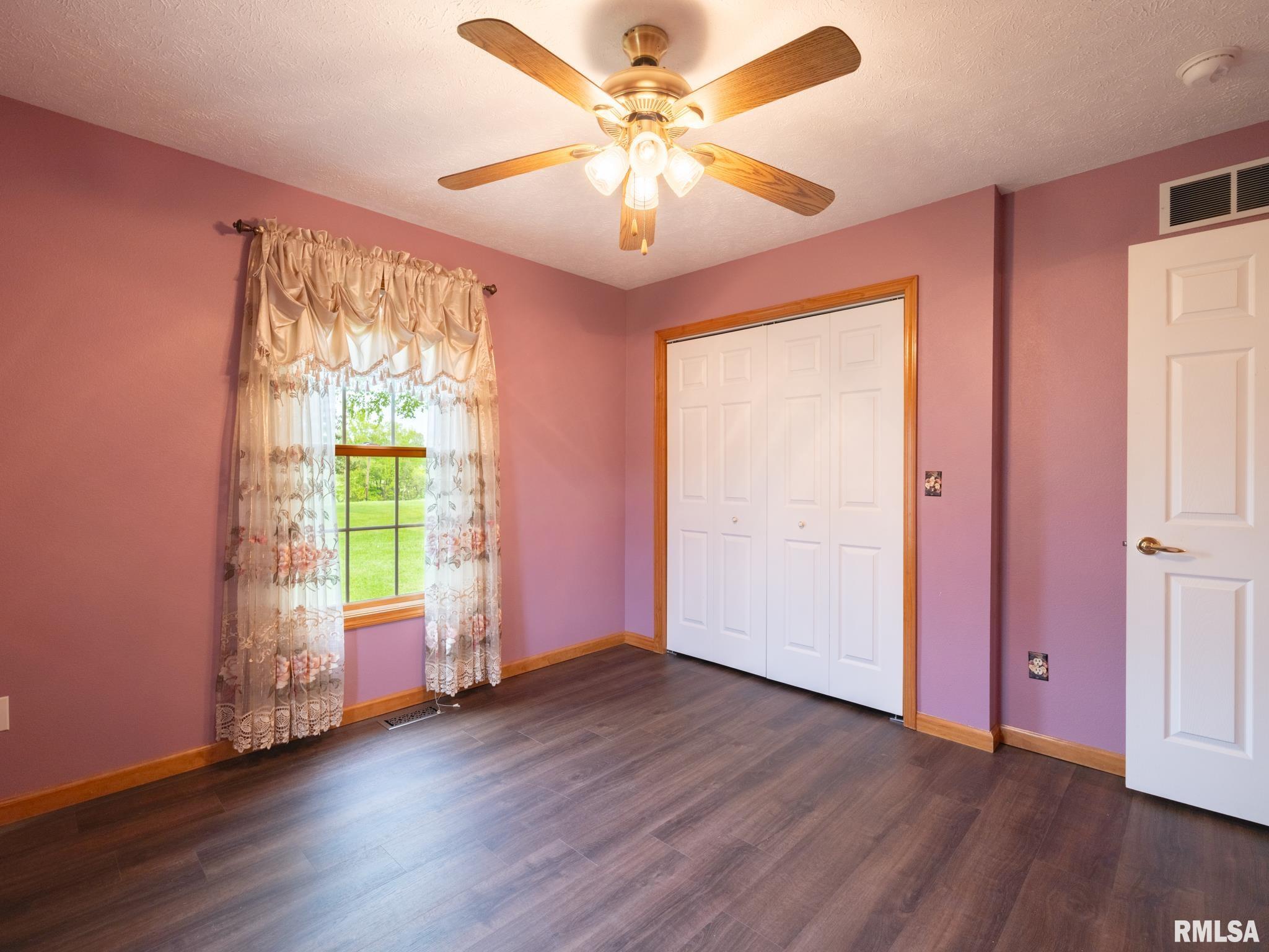 115 CASTLEMAN Court