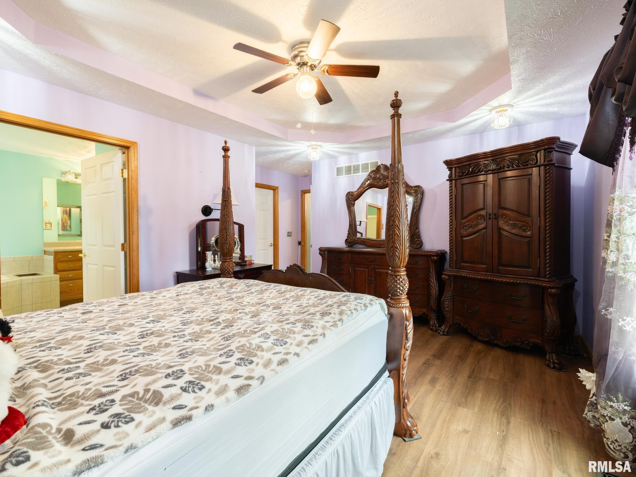 115 CASTLEMAN Court