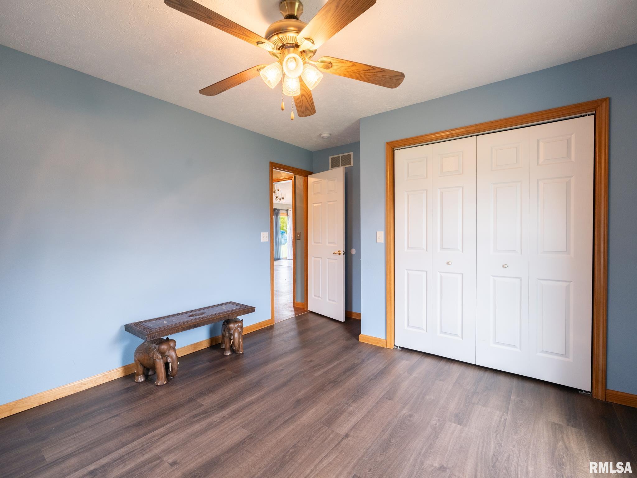 115 CASTLEMAN Court