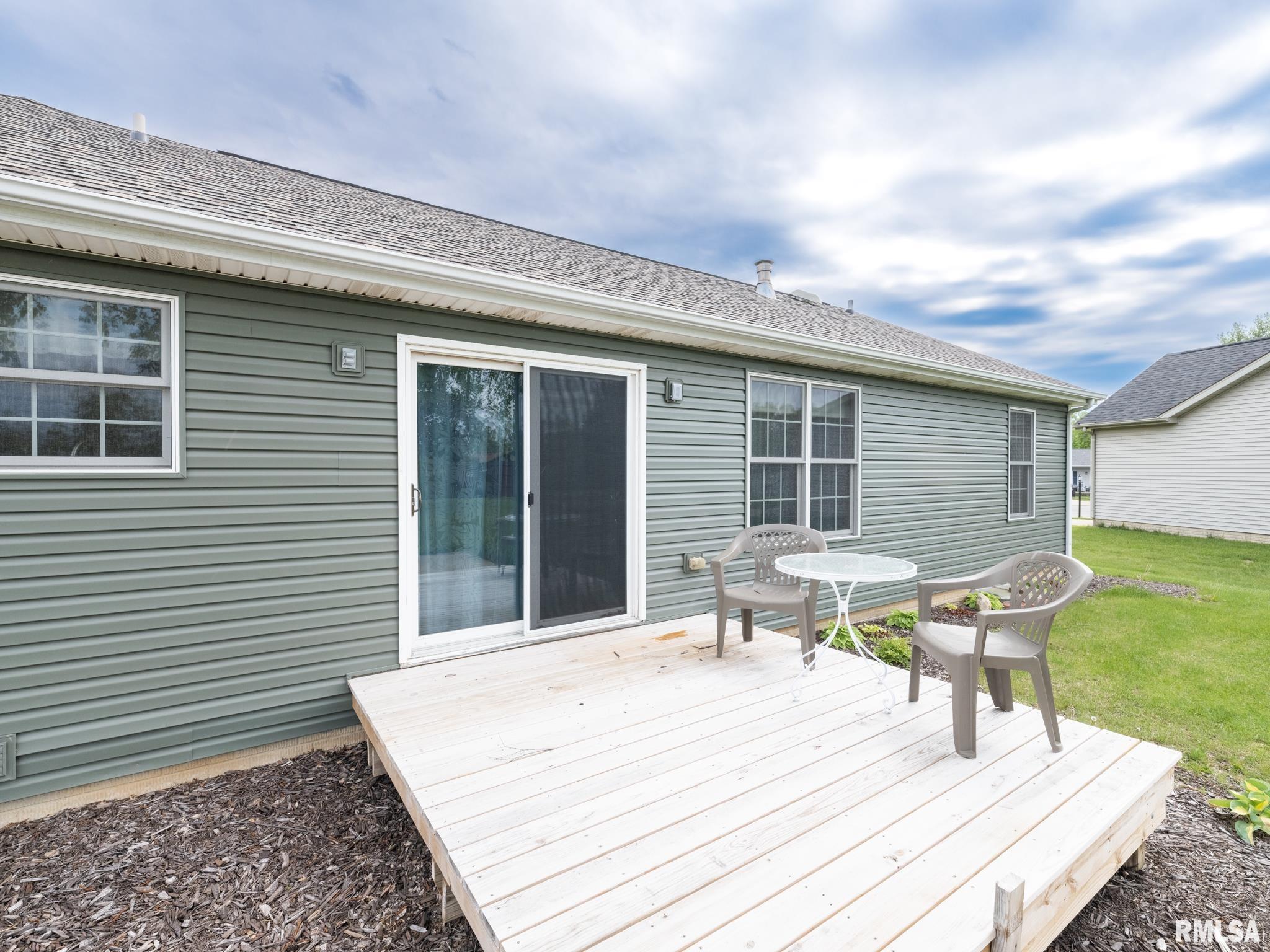 115 CASTLEMAN Court