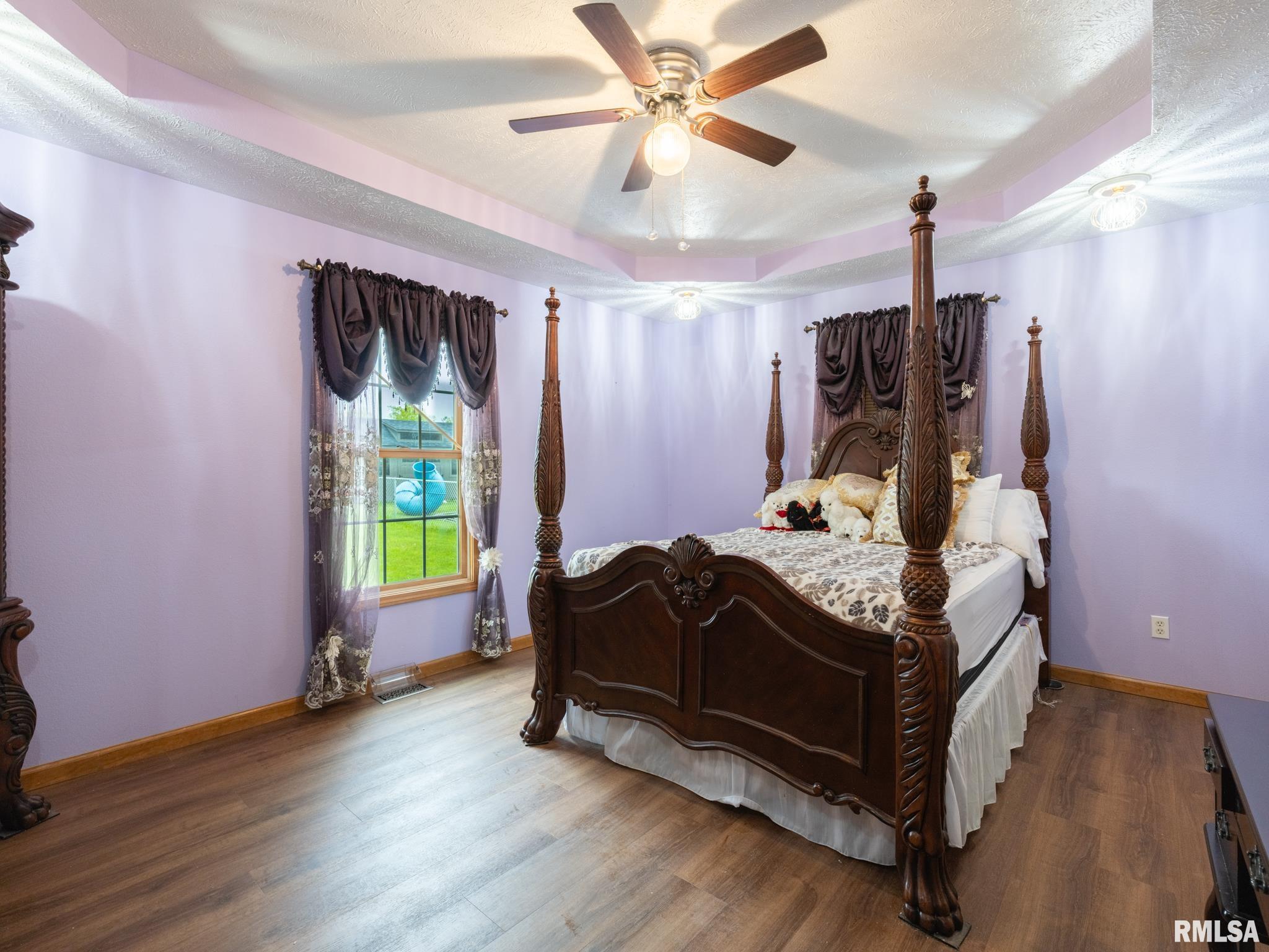 115 CASTLEMAN Court