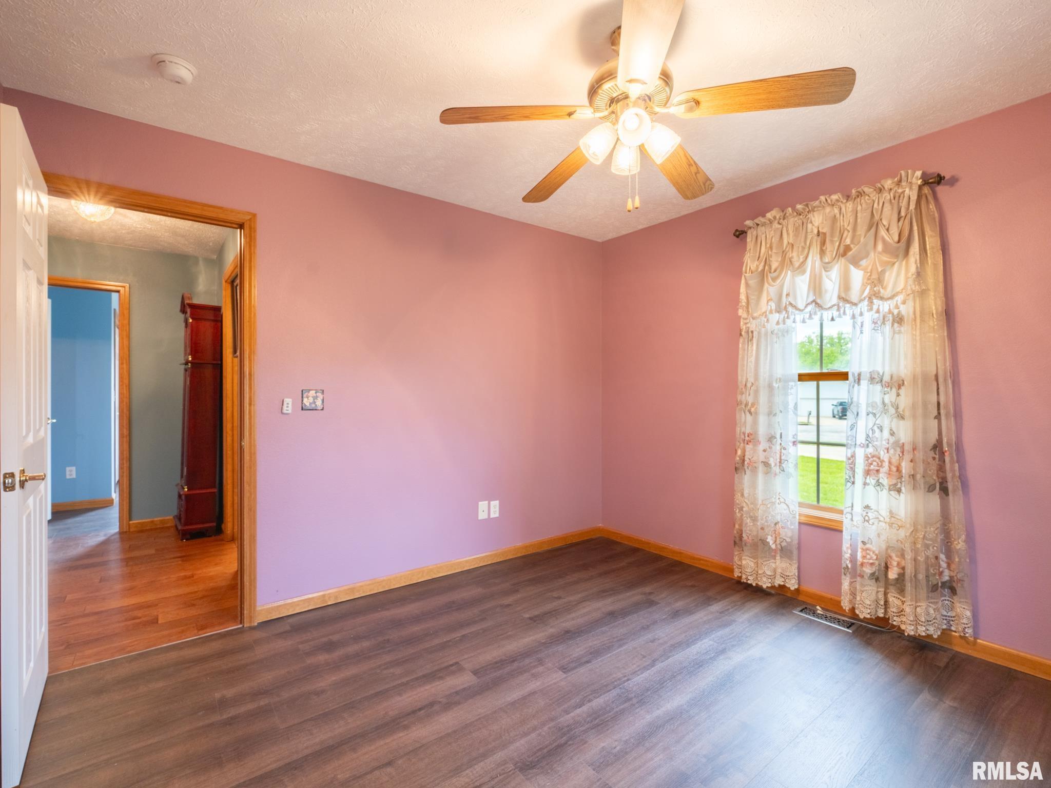 115 CASTLEMAN Court
