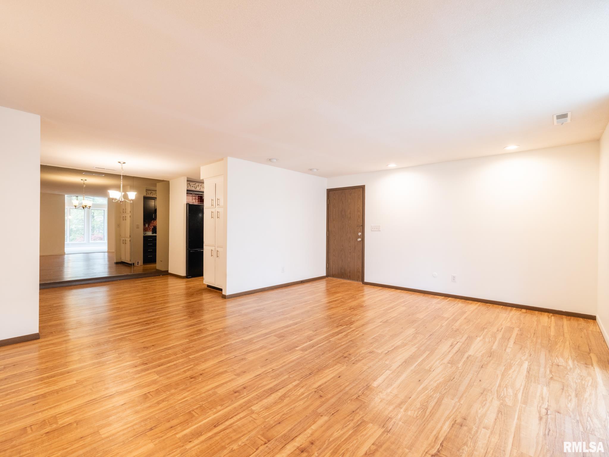 3601 W RICHWOODS Boulevard