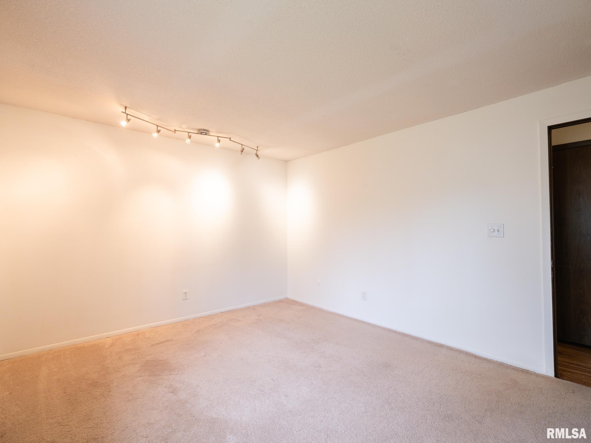 3601 W RICHWOODS Boulevard