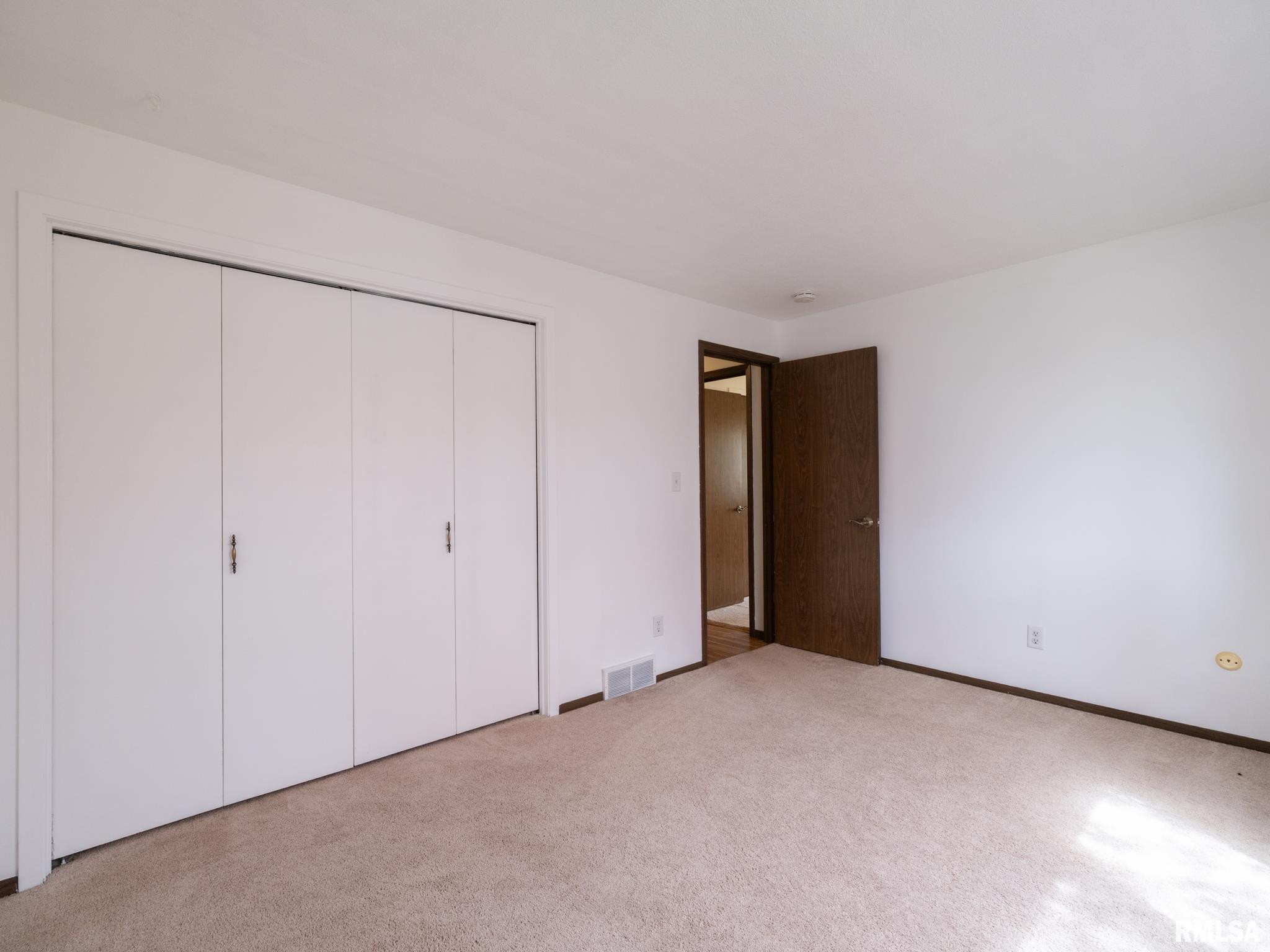 3601 W RICHWOODS Boulevard