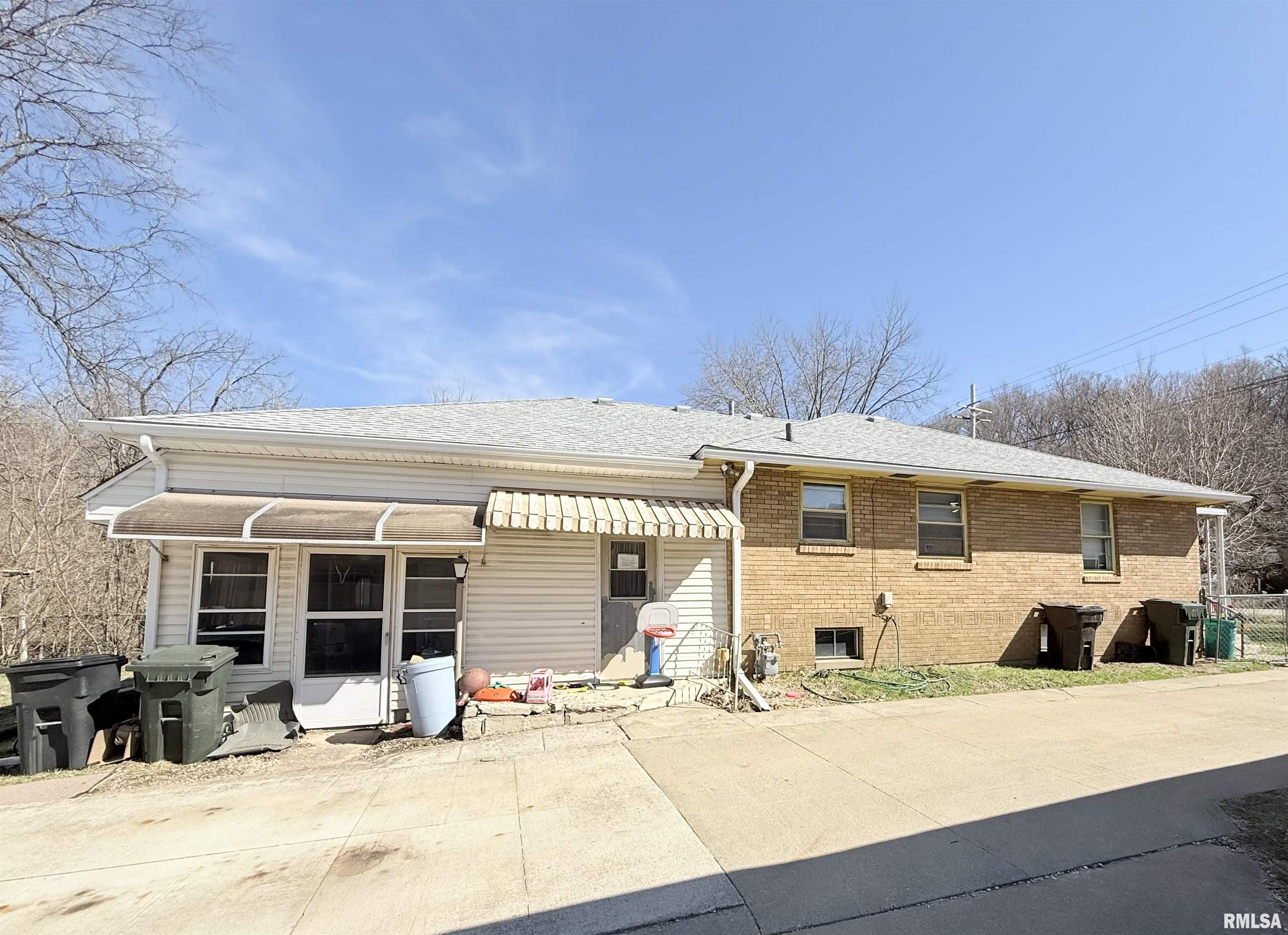 1333-1337 MEADOW Avenue