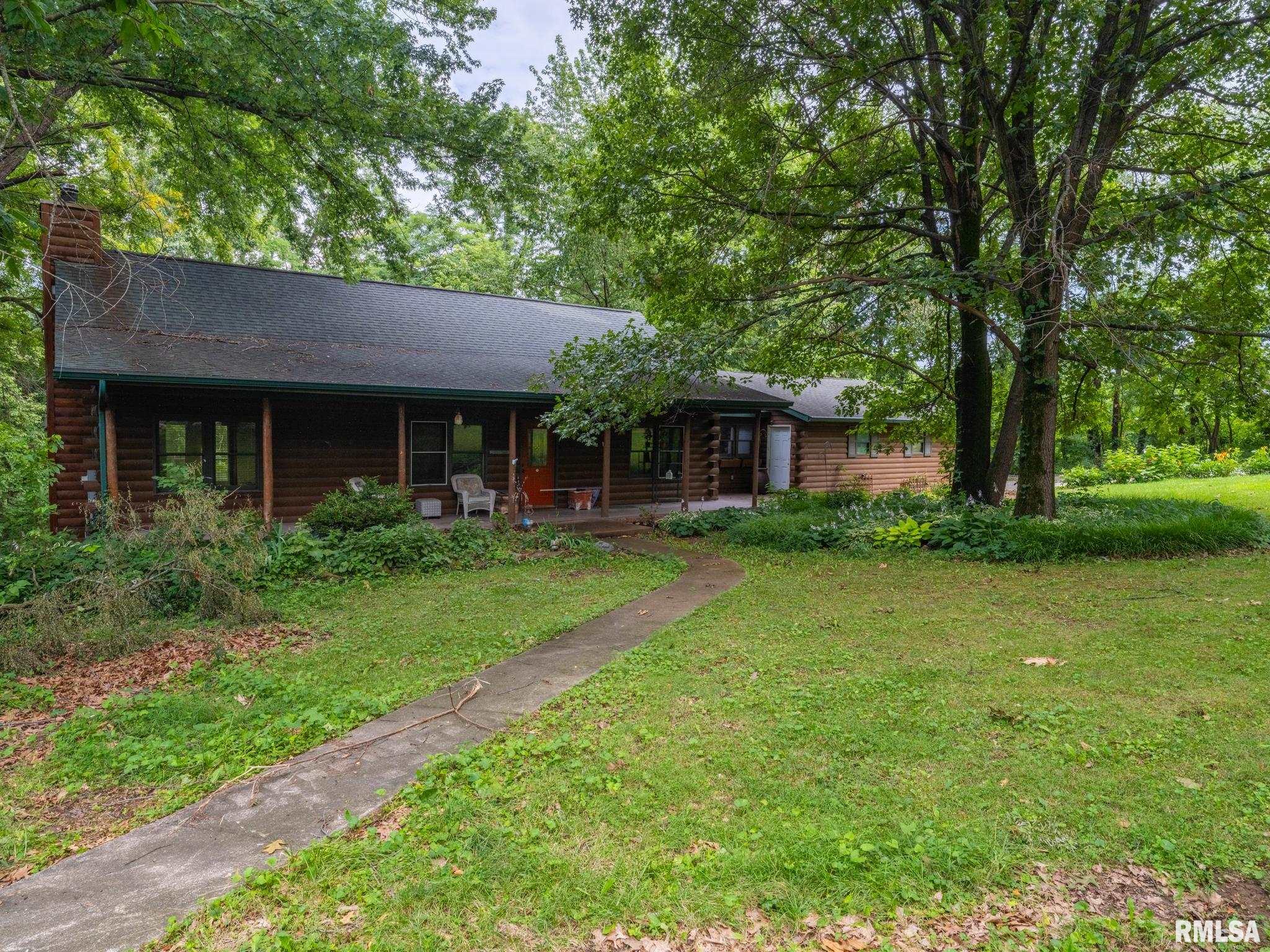 1226 N DEMPSTER Lane